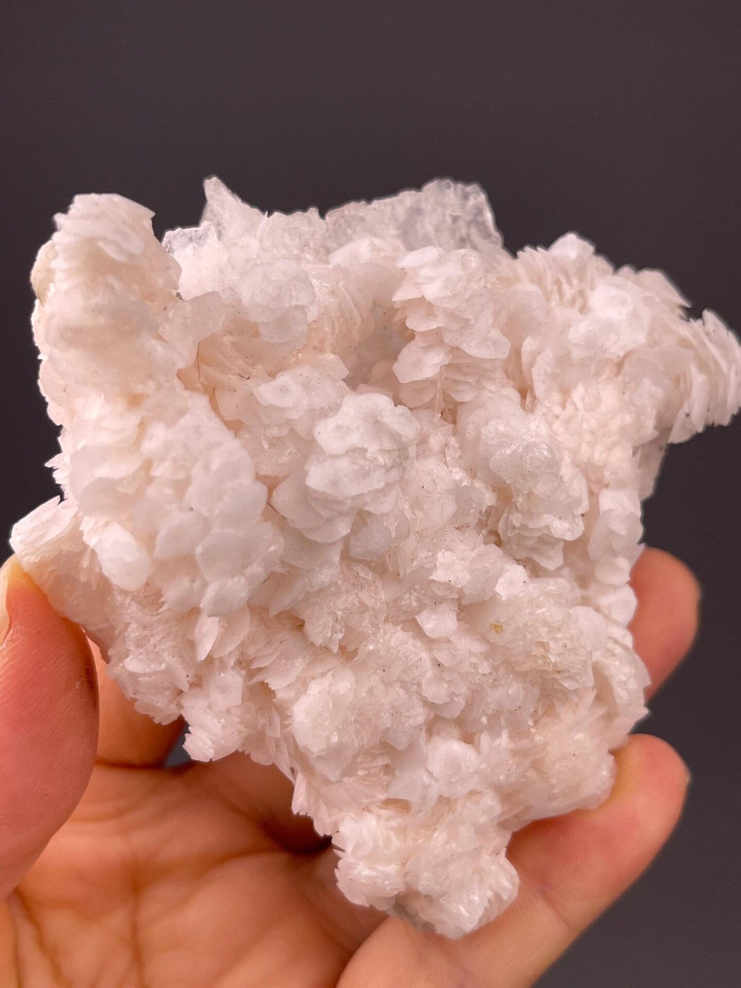 UV light view of fluorescent pink calcite, Yaogangxian