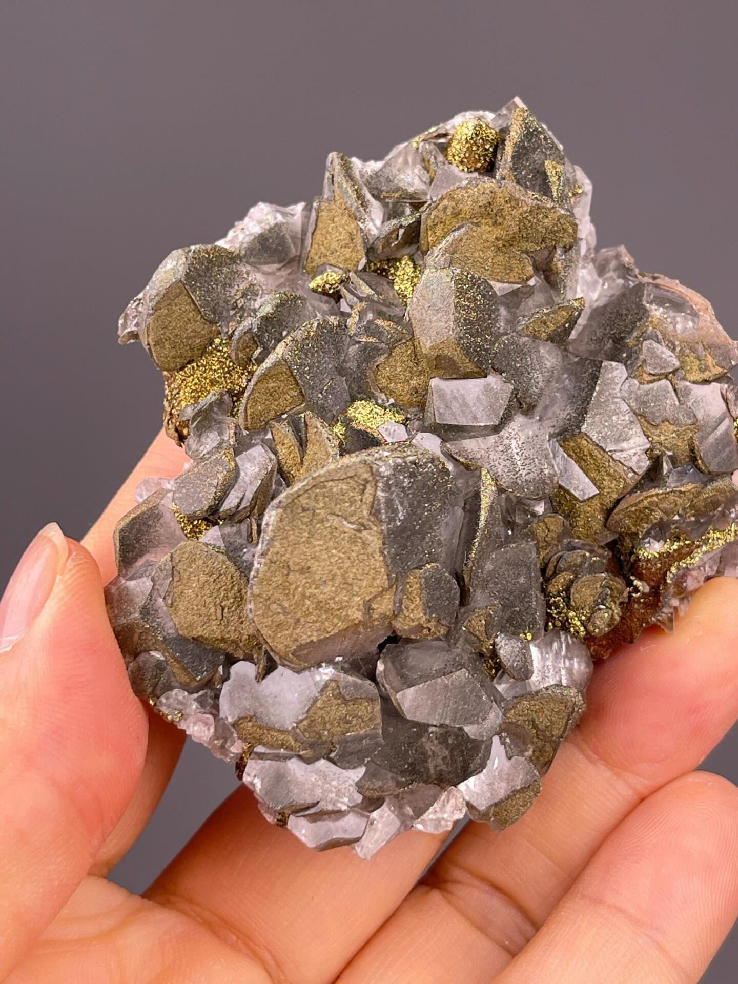 Calcite and pyrite Mercedes formation, Daye Mine, Hubei, China