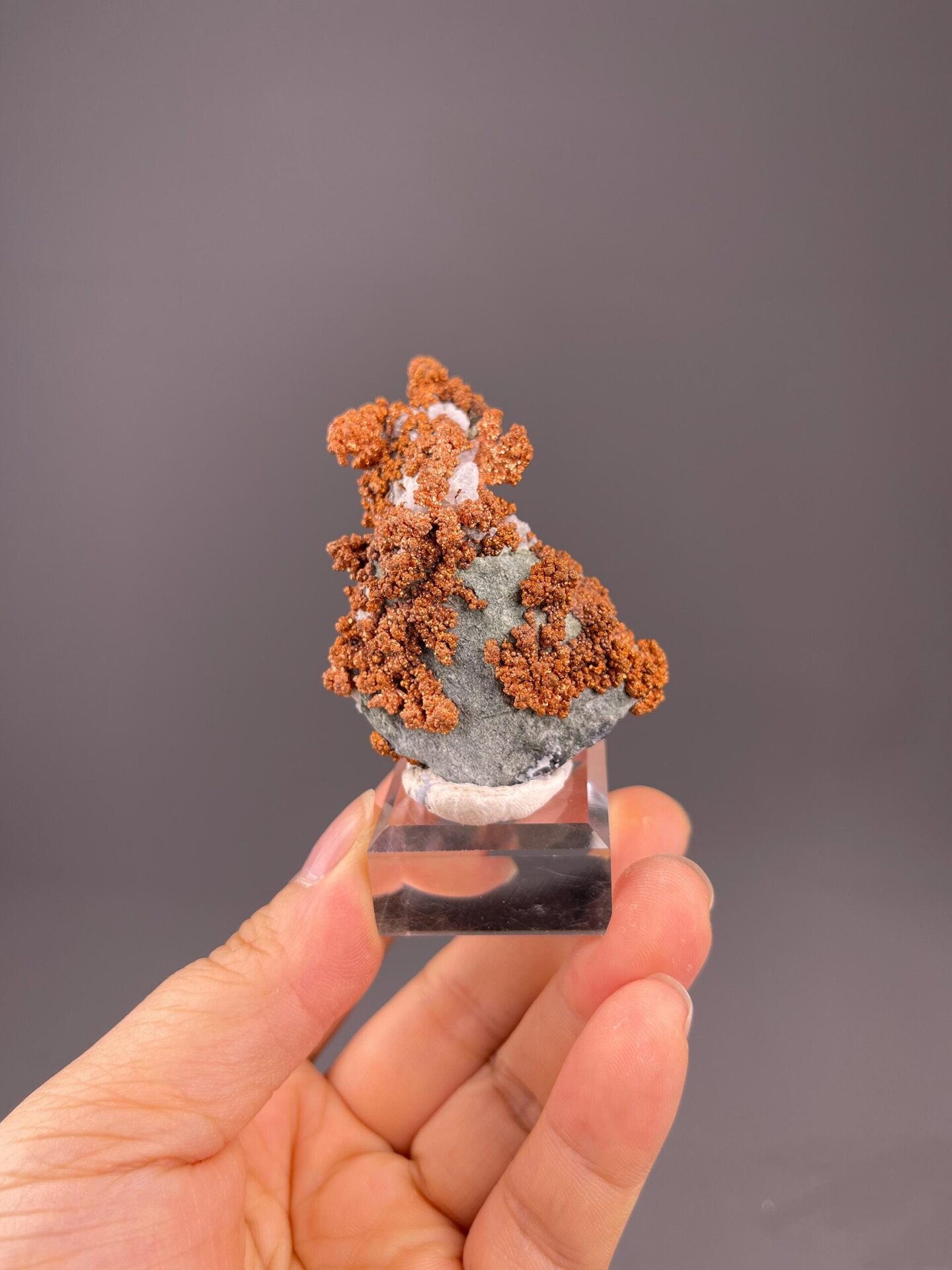 Side view of copper cluster, 2.5×0.9×1.6 in, Jiangxi