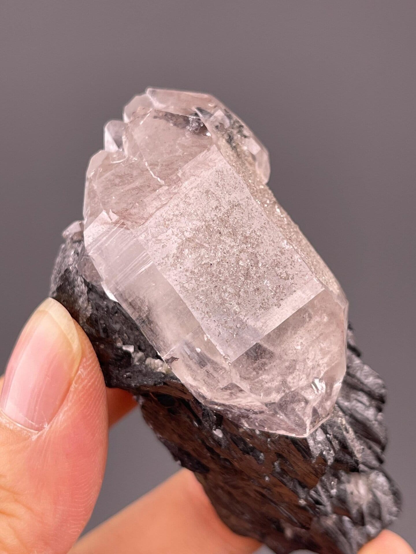 Back view of Yaogangxian cassiterite-quartz specimen