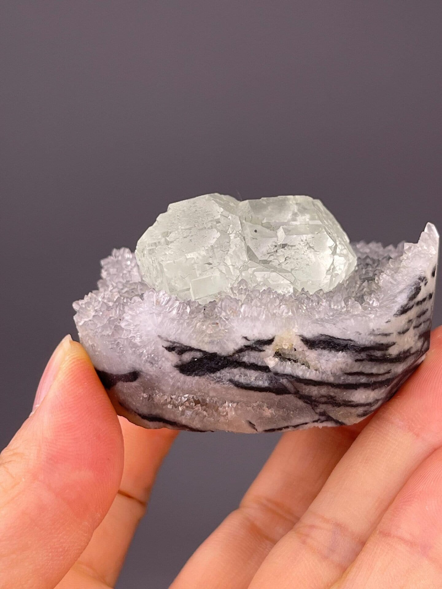 Side view of fluorite-quartz specimen, 2.2×1.8×1.3 in, Fujian