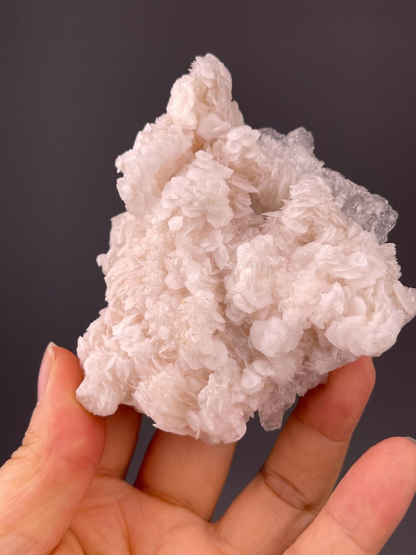 CaCO₃ trigonal calcite, Mohs 3, pink fluorescent, Yaogangxian, 5.3 oz