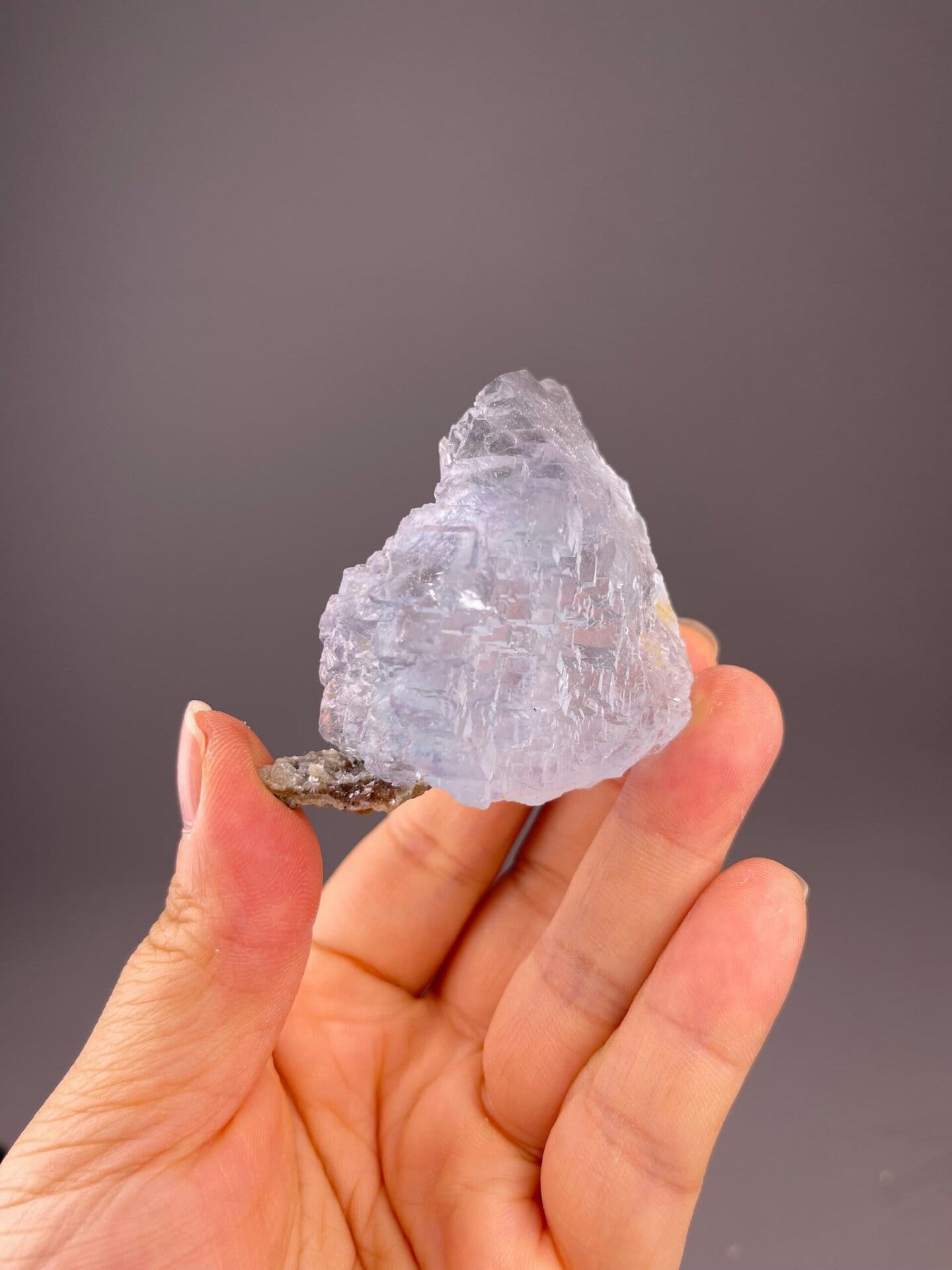 Front view of blue fluorite showing sharp cubic form
