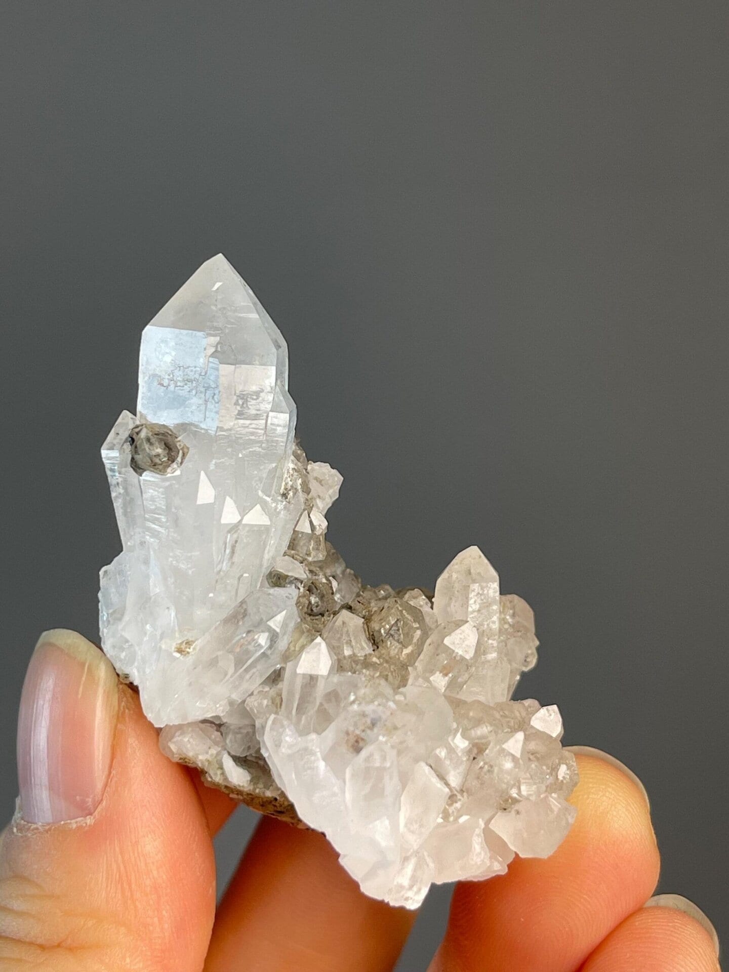 Smoky quartz trigonal crystals from Yaogangxian mine