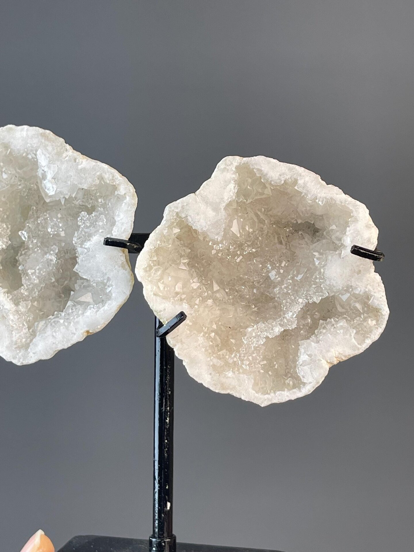 Scale view of 5.0x2.5x5.0 in quartz geode, Brazil