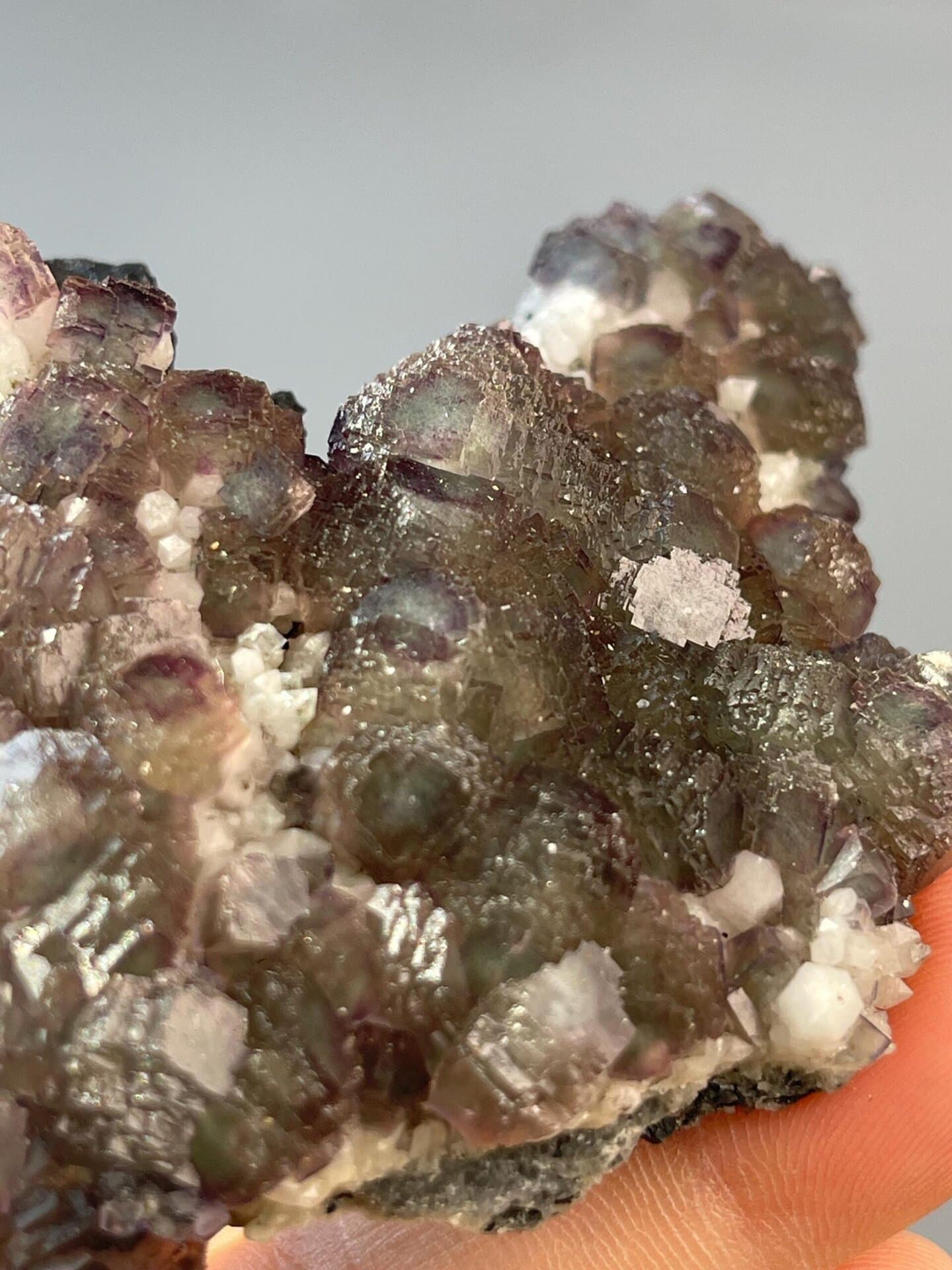 Inner Mongolia fluorite with dual-color phantom formation