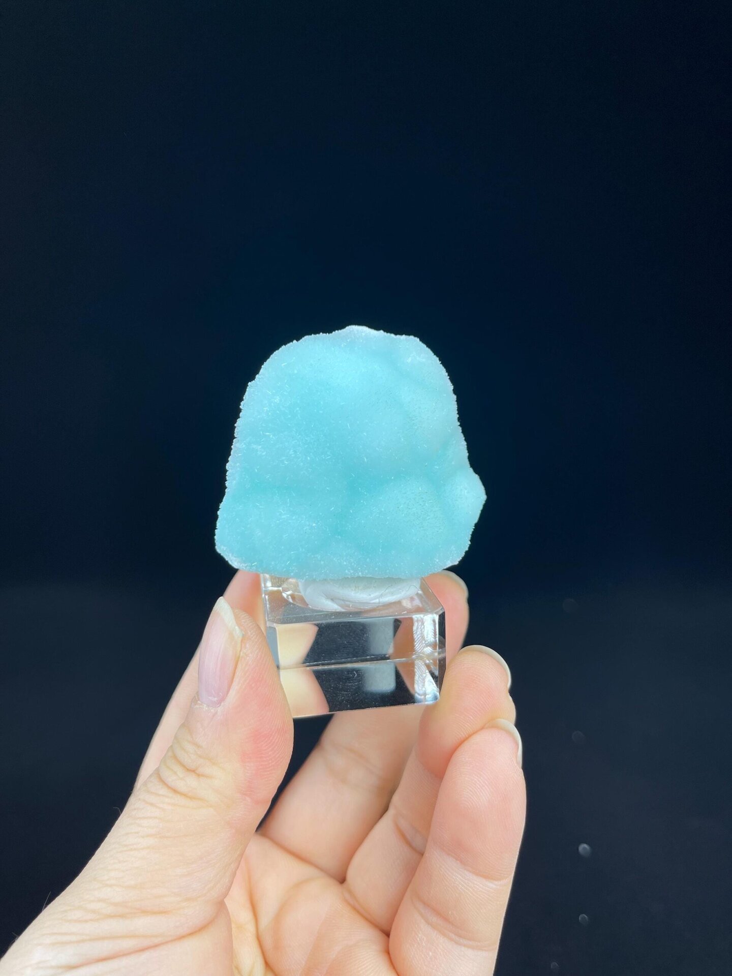 Delicate cotton-like aragonite needle habit, Yunnan