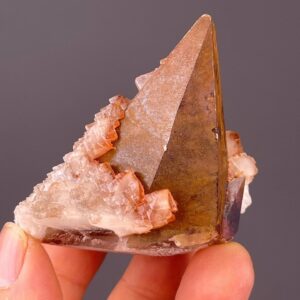 Calcite Crystal Formation - Raw Mineral Elegance - Hubei Origin - Collector's Gem