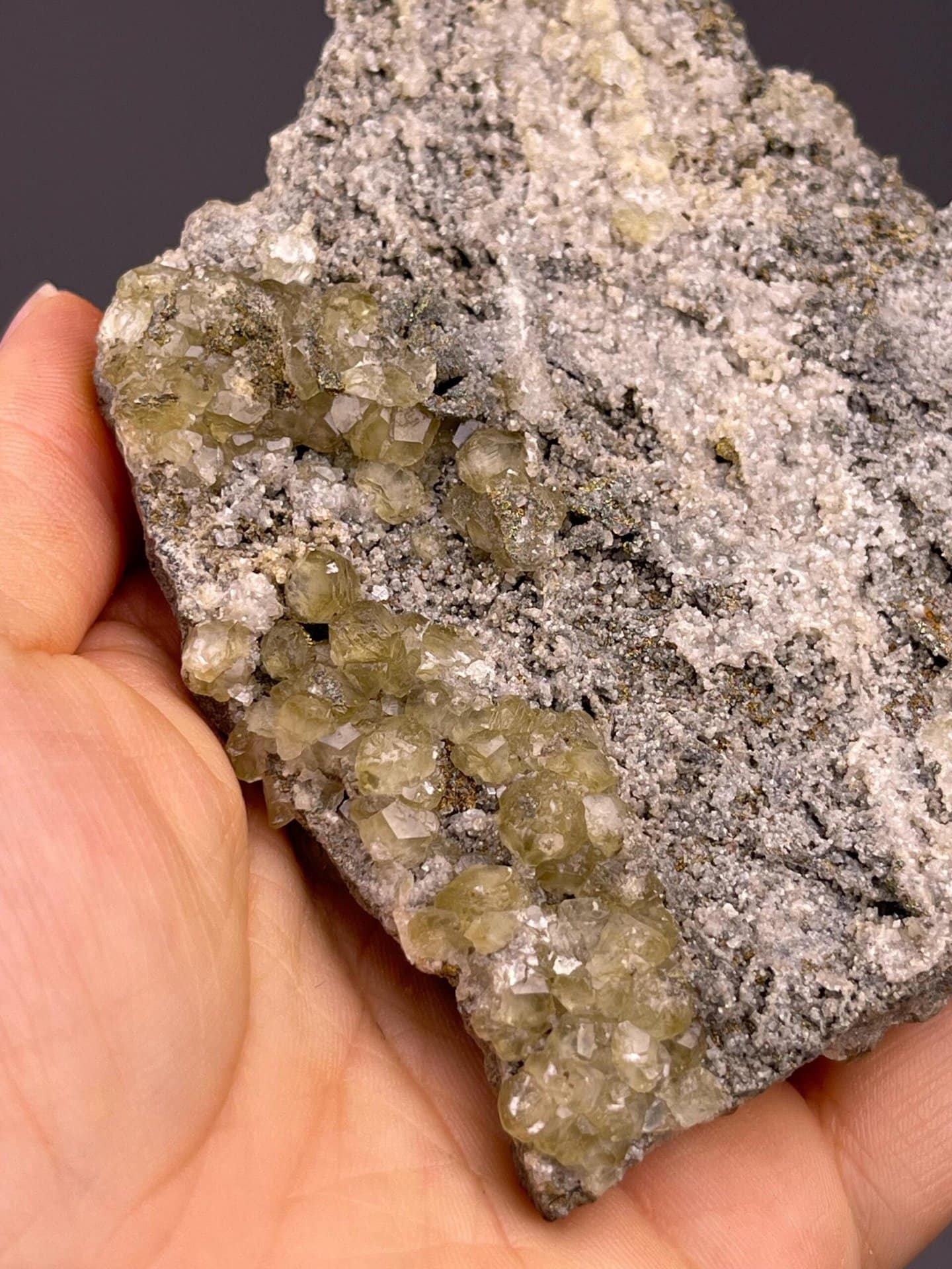 Warm yellow scalenohedral calcite crystal detail