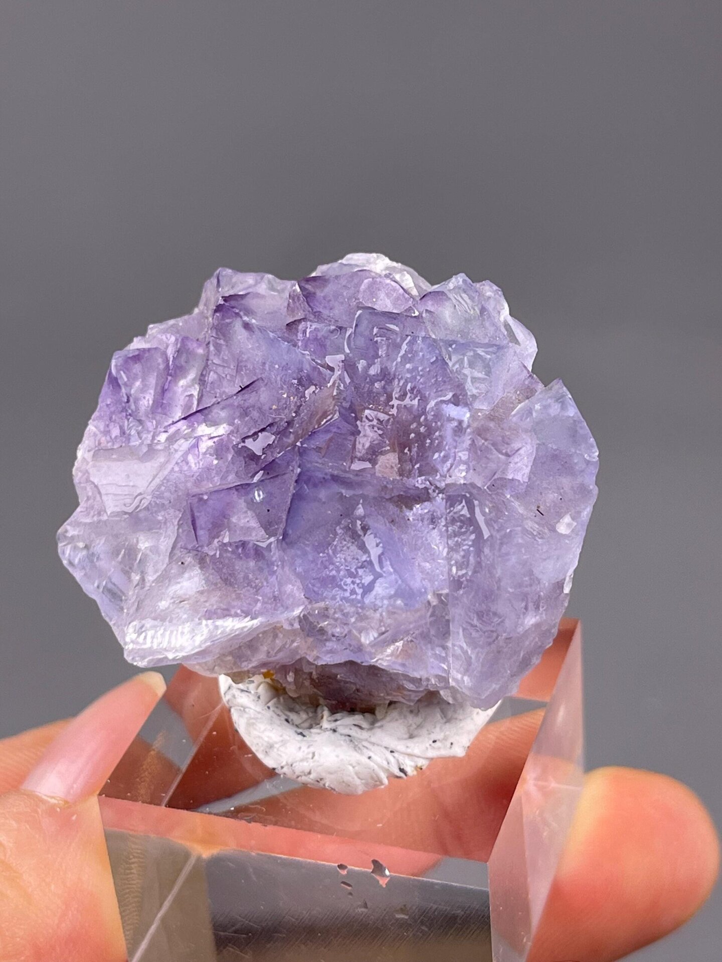 Small fluorite twin cluster Yaogangxian specimen