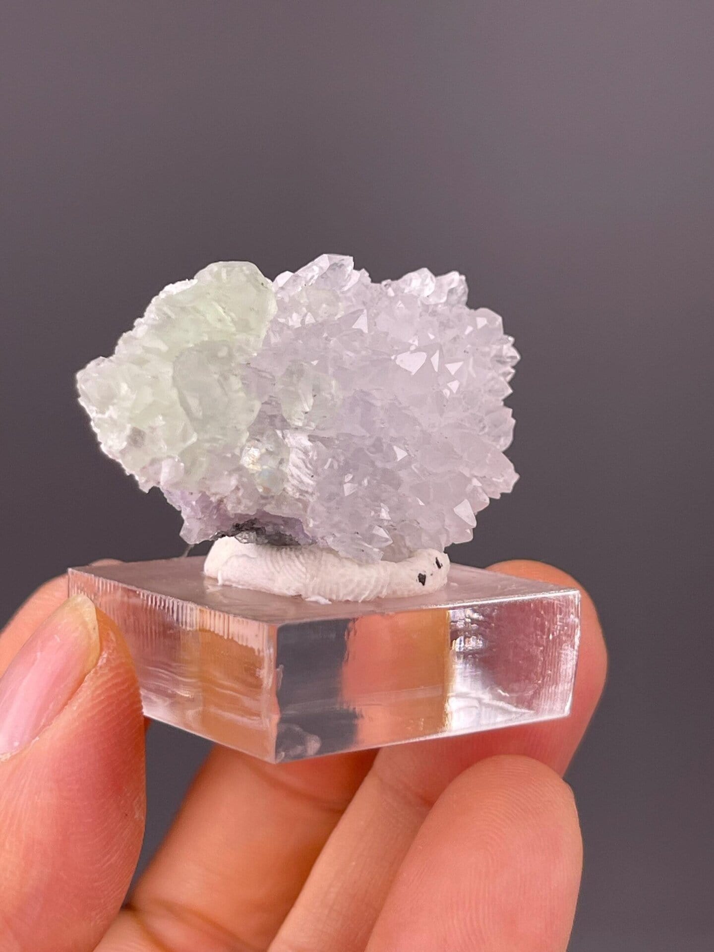 Green fluorite Fujian with ruler scale reference