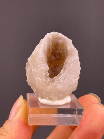 Agate Geode - Stunning Crystal Clusters - Hunan, China - Ideal for Collectors