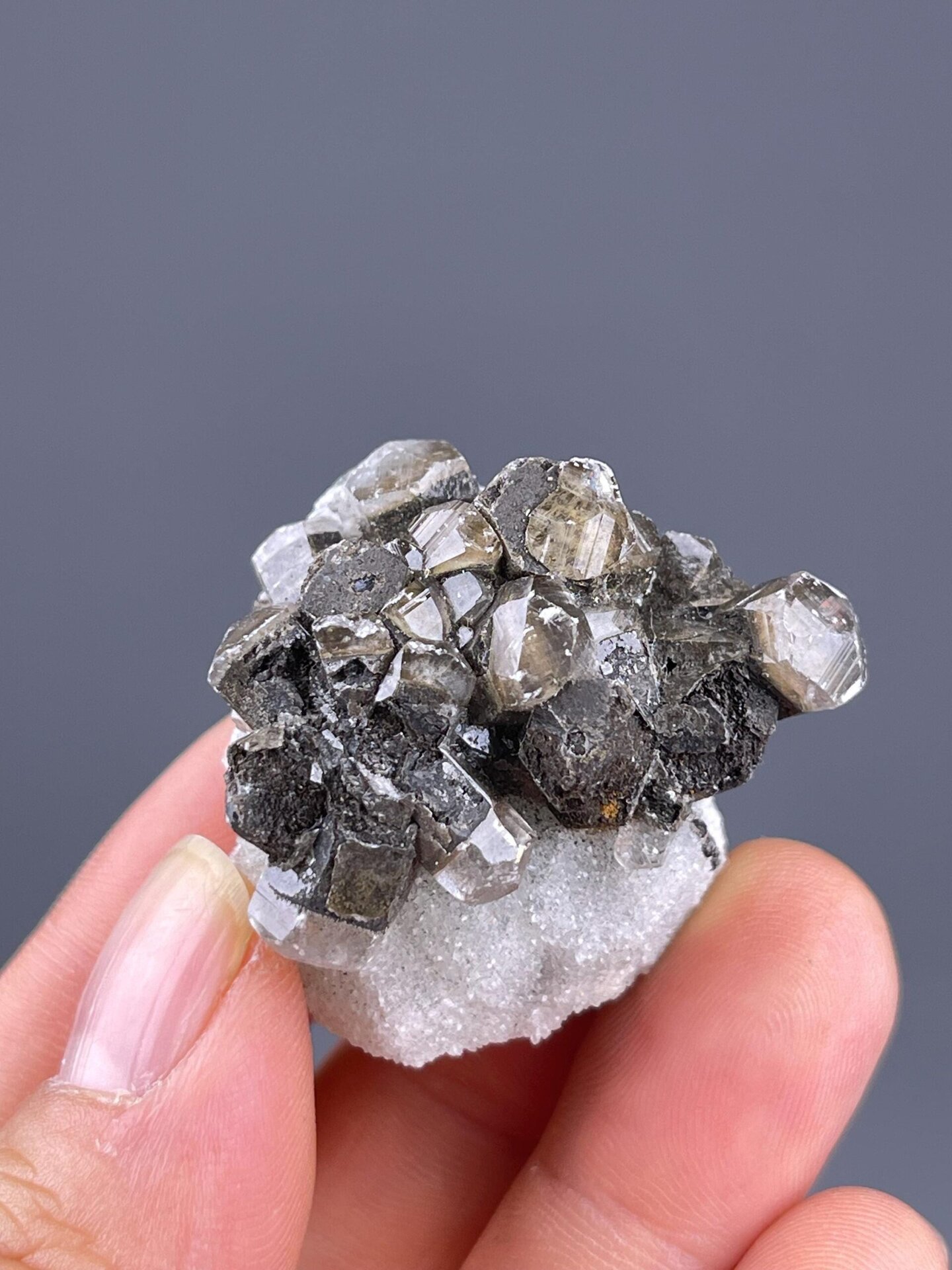 Top view of green fluorite with quartz druse