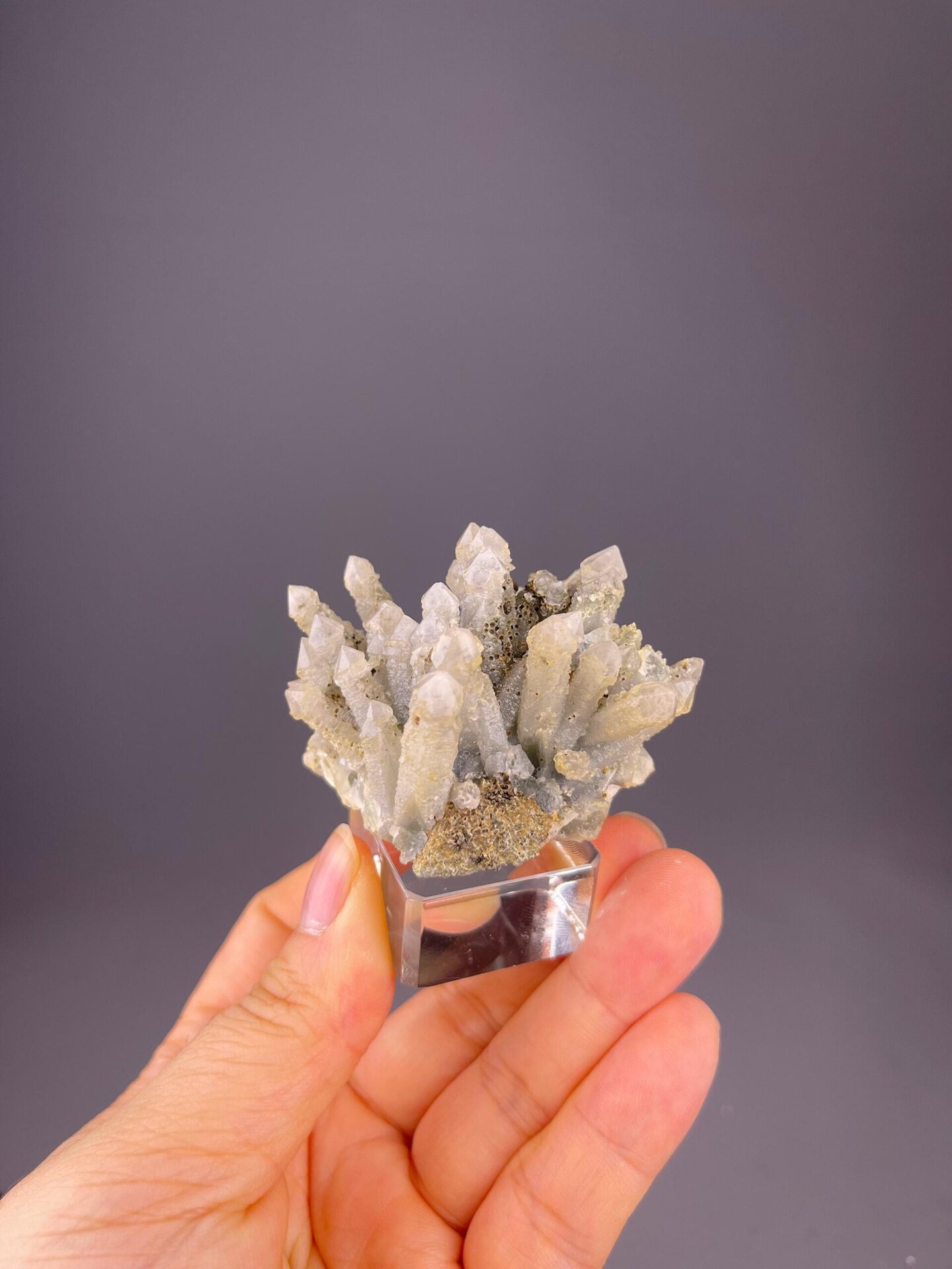 Screw quartz cluster side profile Inner Mongolia