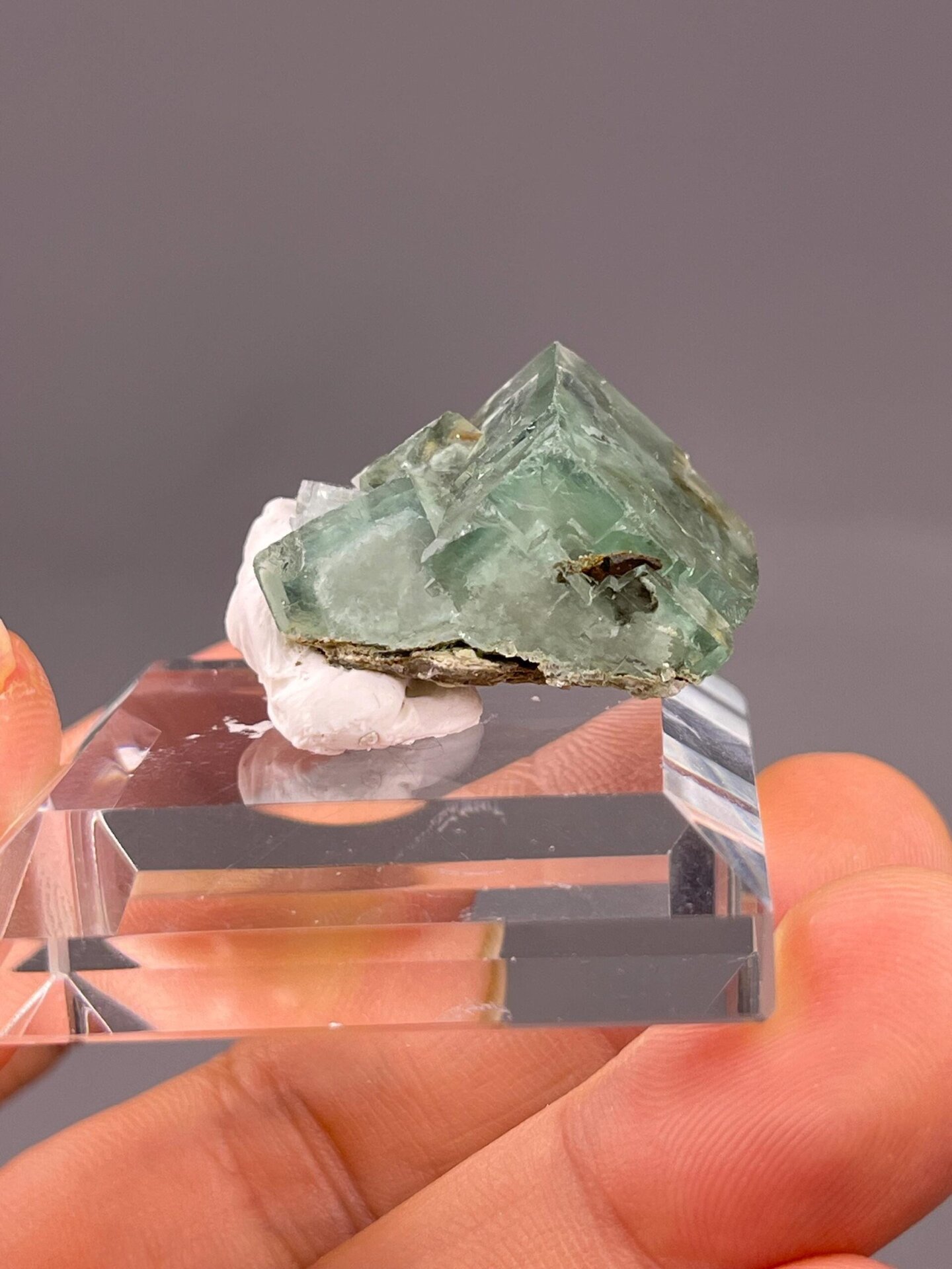 Purple fluorite color zoning bands close-up