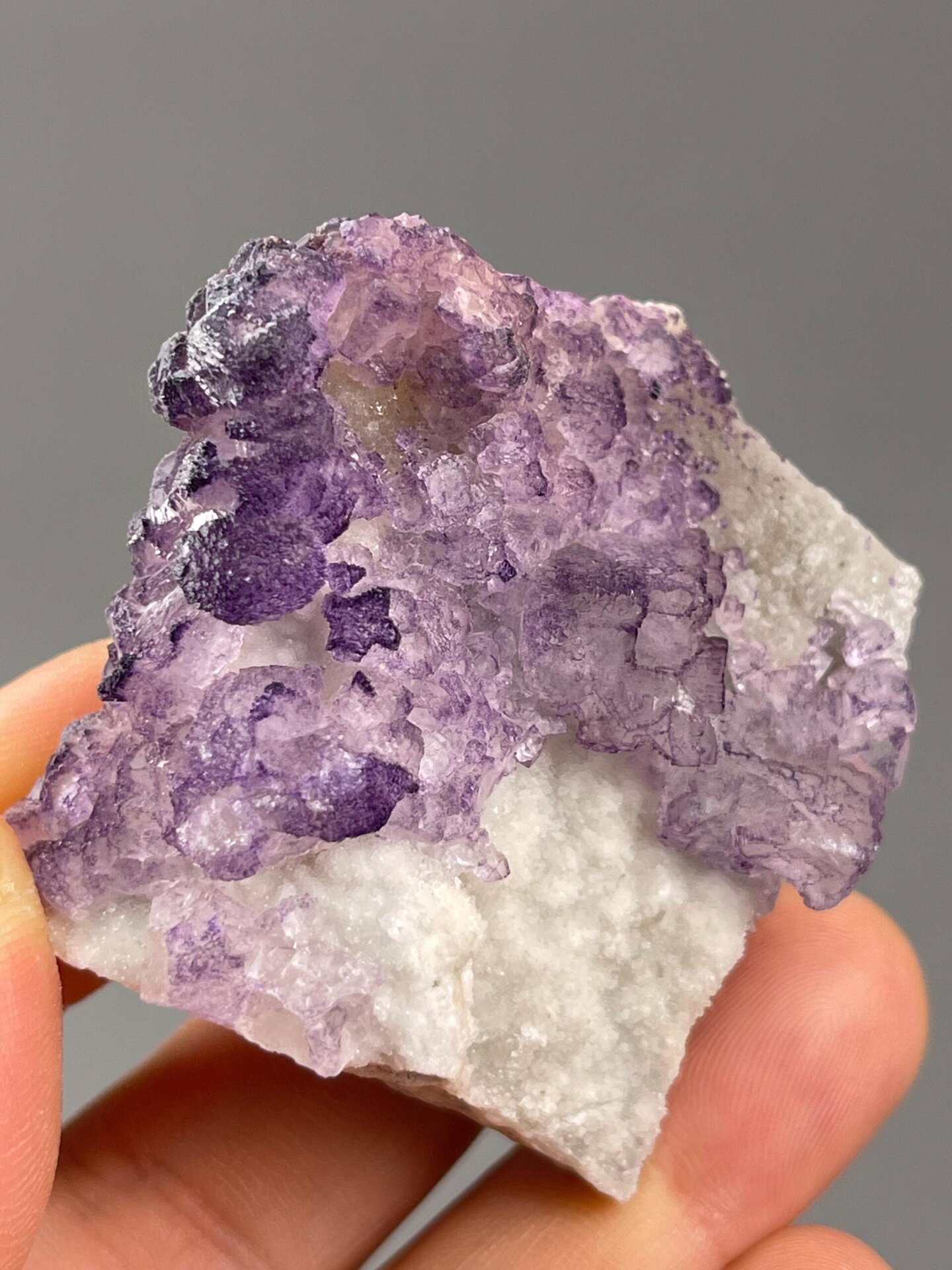 Purple fluorite Guizhou pattern scale reference