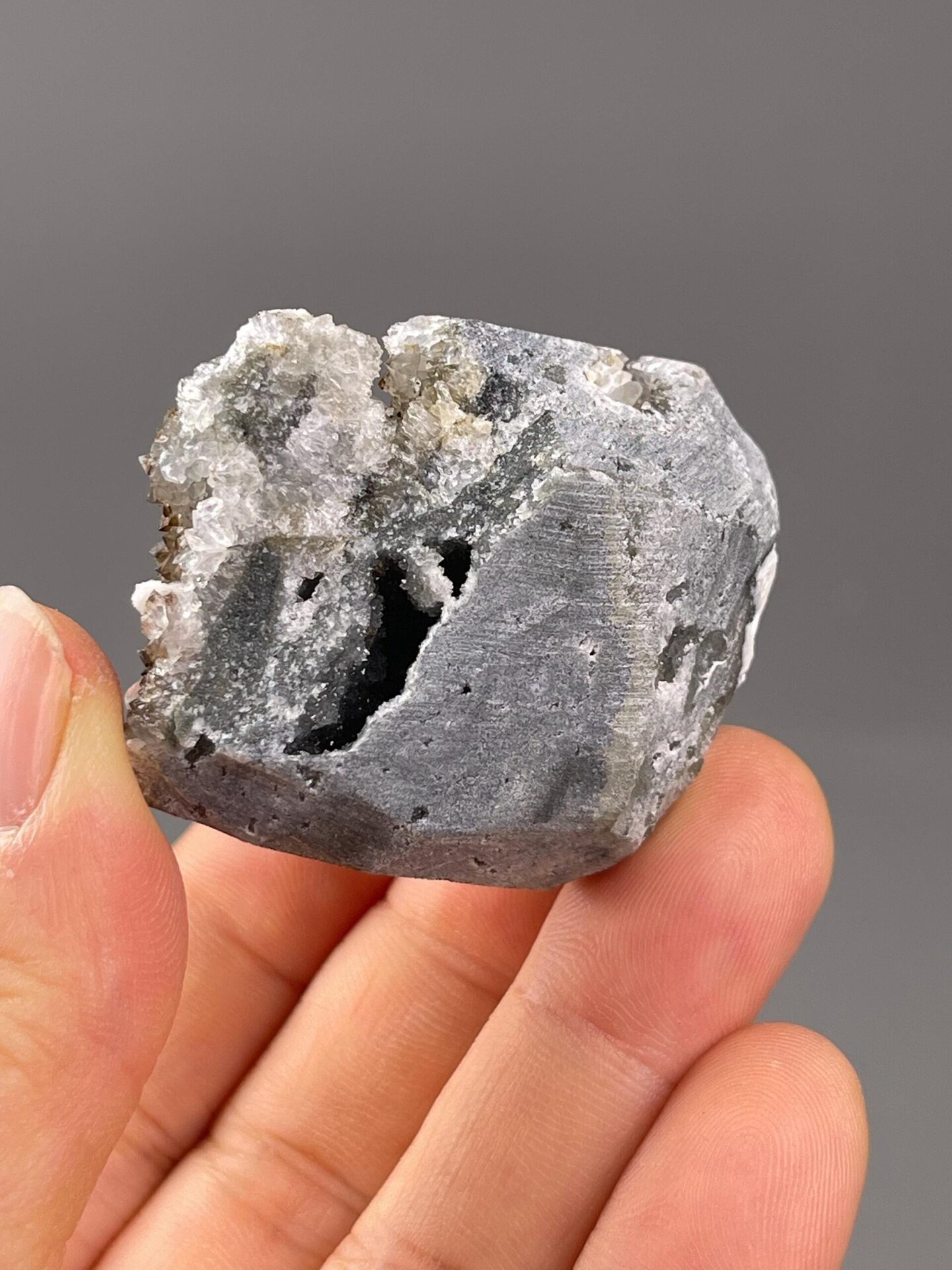 Calcite quartz cluster side profile Hubei specimen