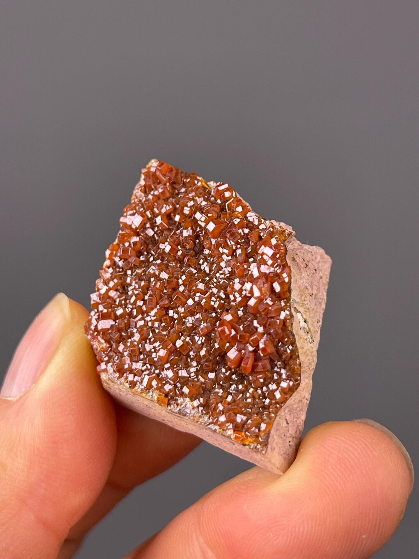 Hexagonal vanadinite crystal form detail