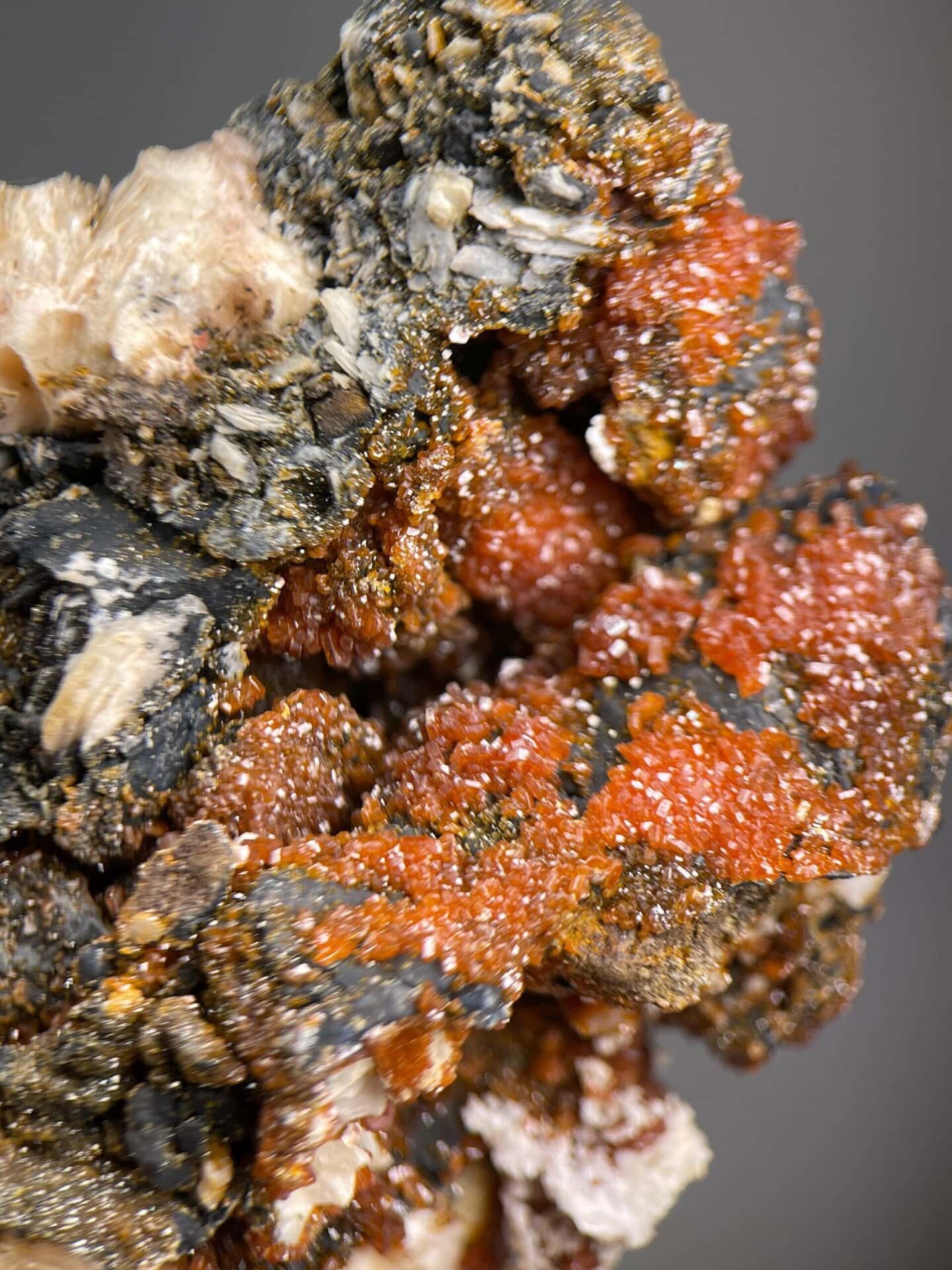 Back view of vanadinite barite mineral specimen
