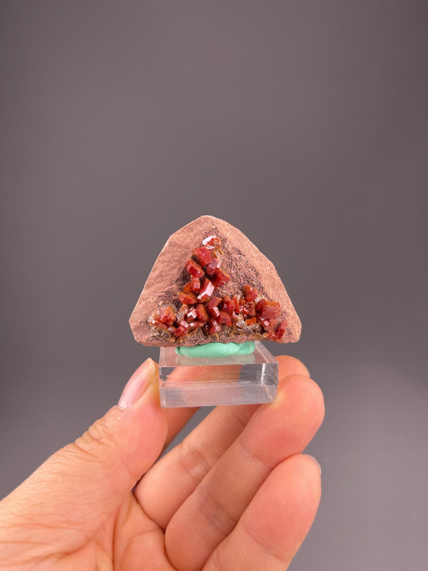Close-up of hexagonal vanadinite prism cross-sections