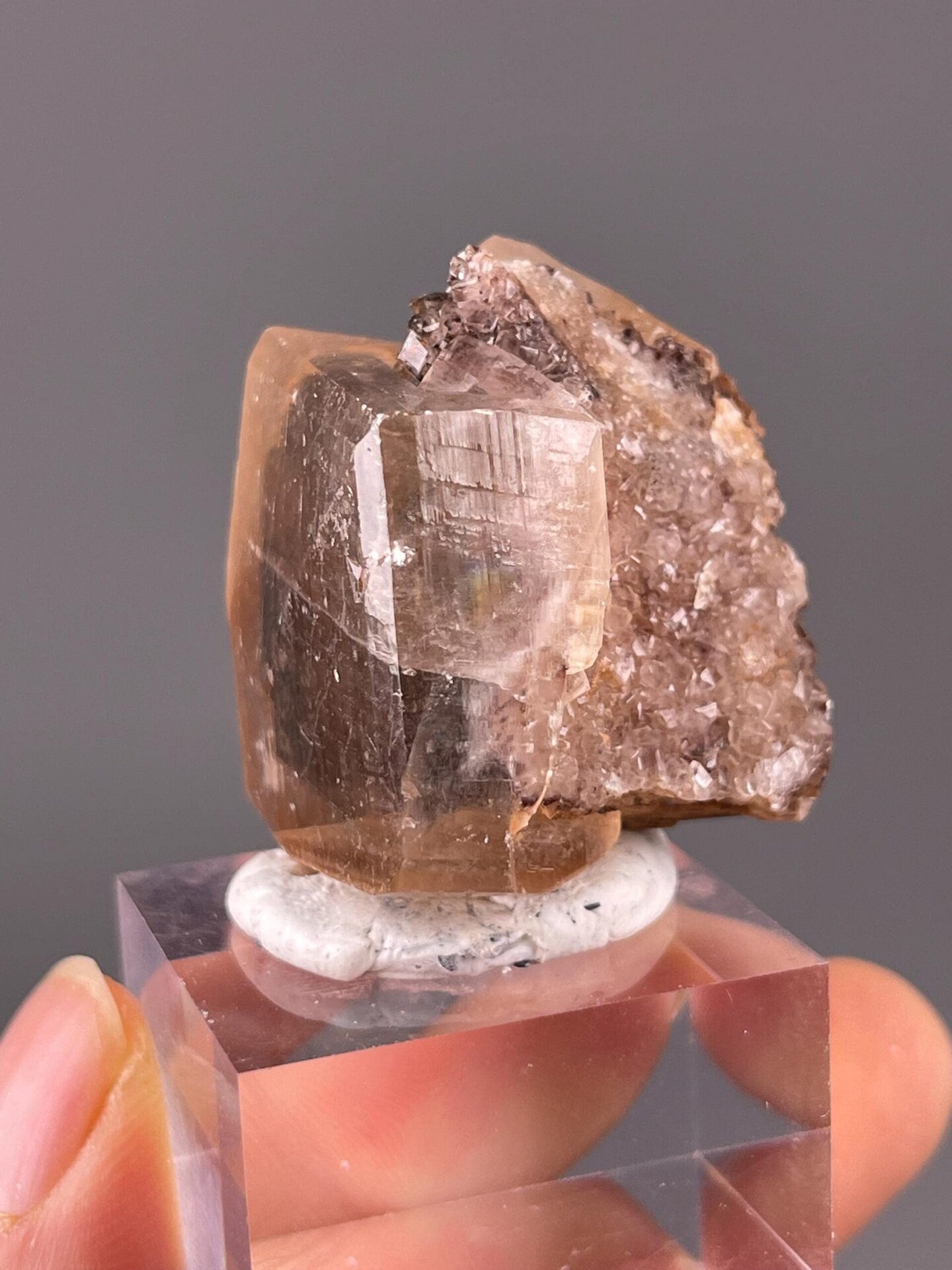 Top view of druzy calcite crystal lining