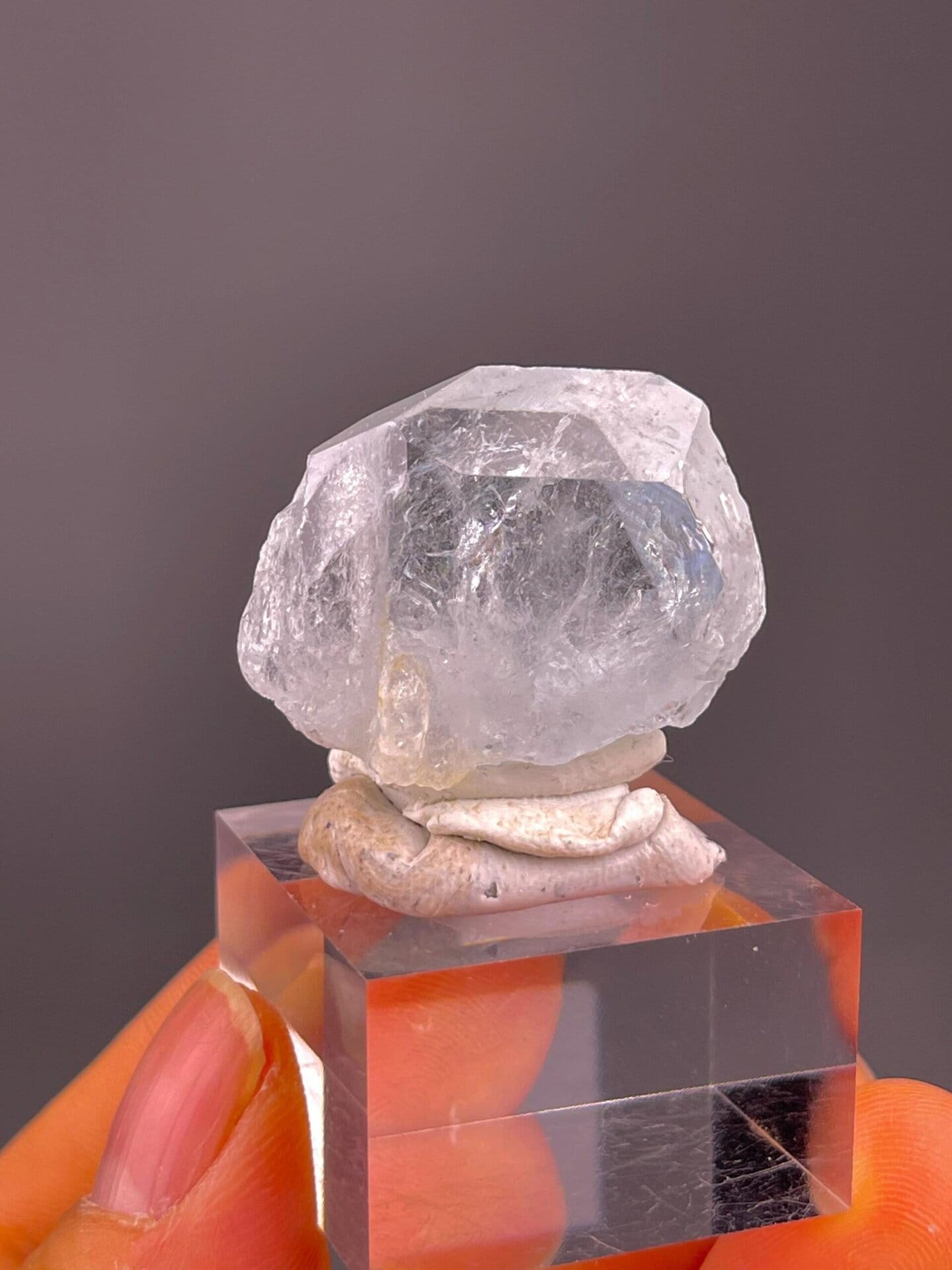 Natural aquamarine crystal from Pakistan full view