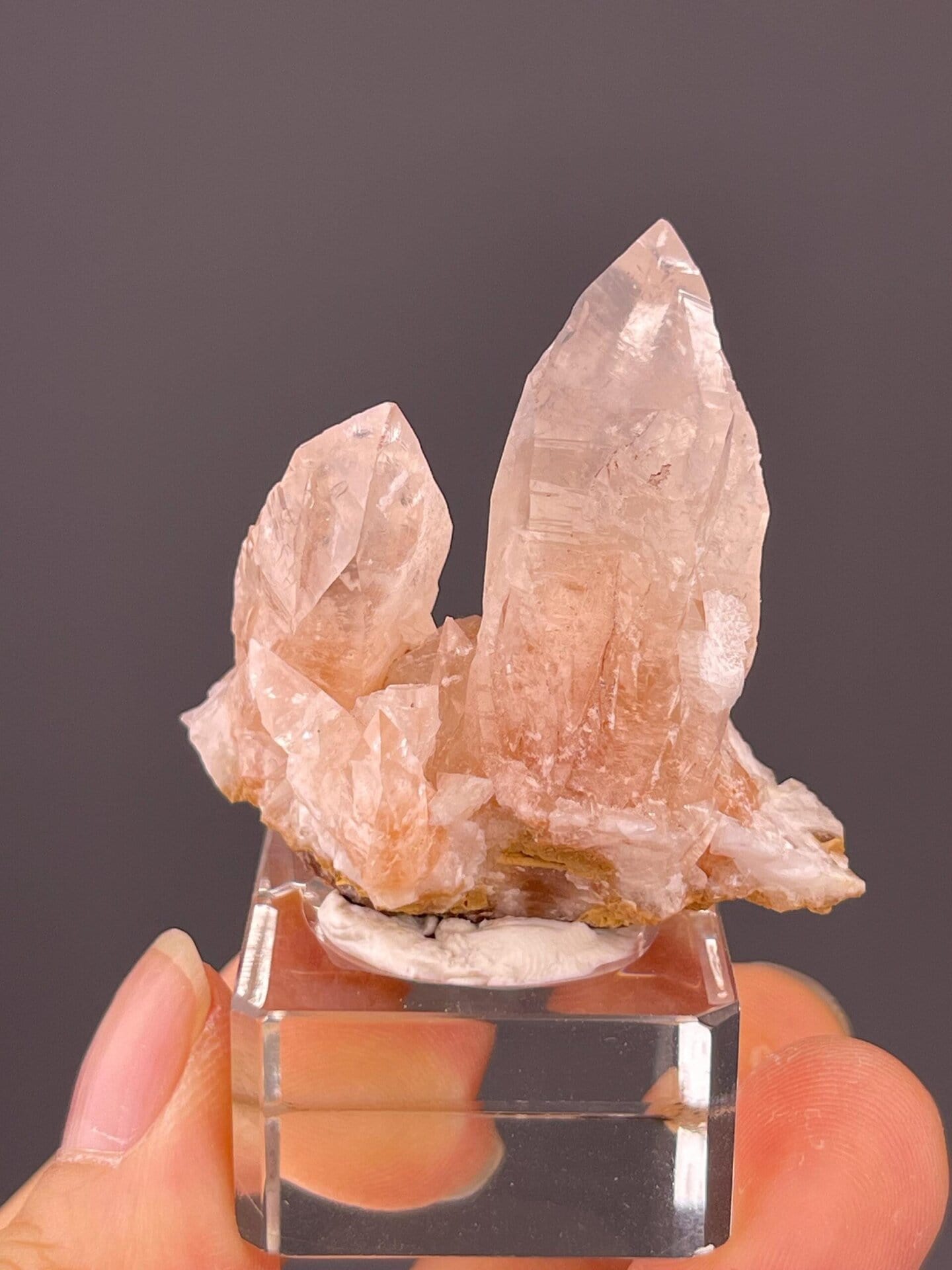 Guizhou fluorite color zoning detail