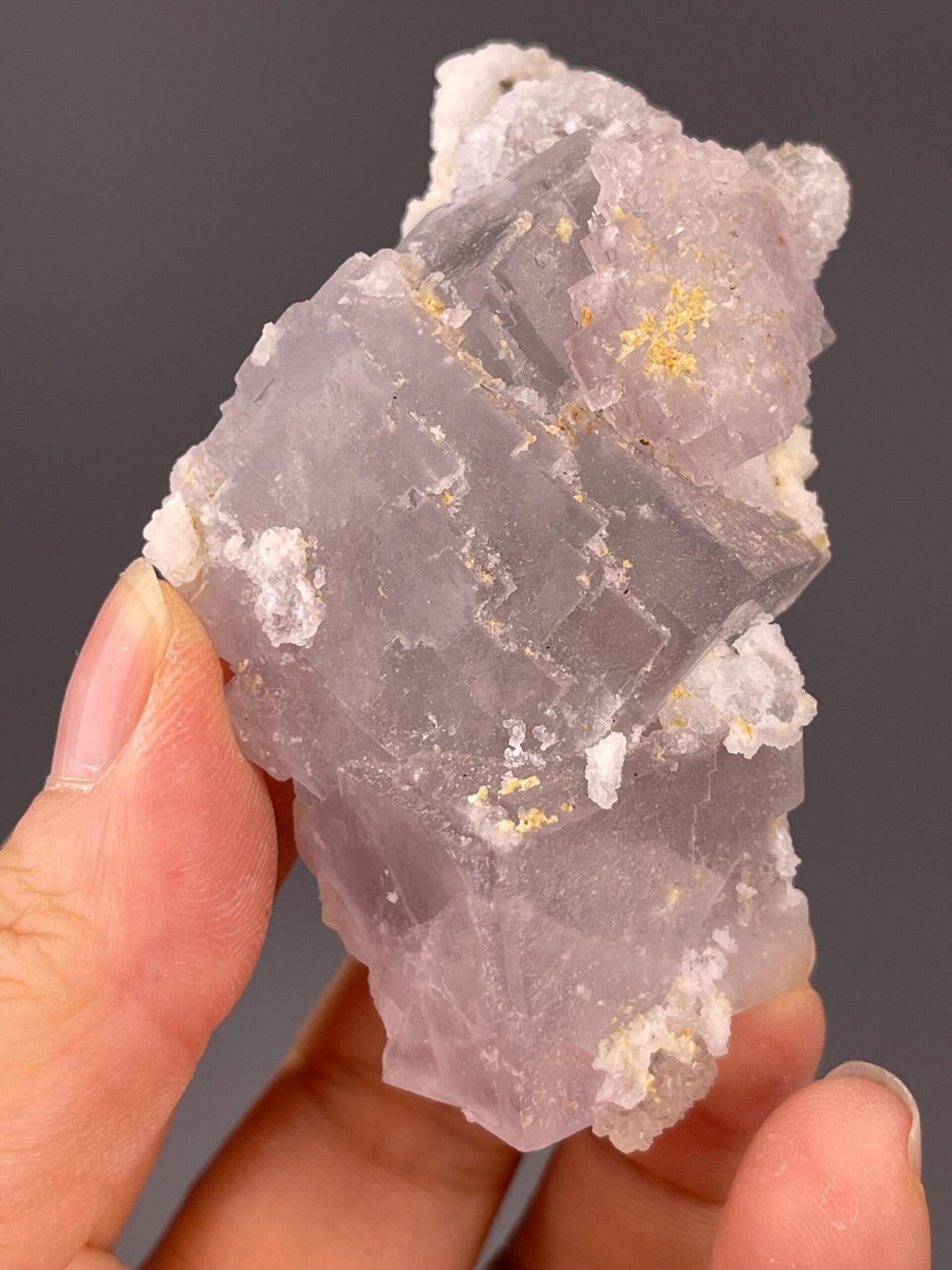 Scale reference of quartz and fluorite cluster from Fujian