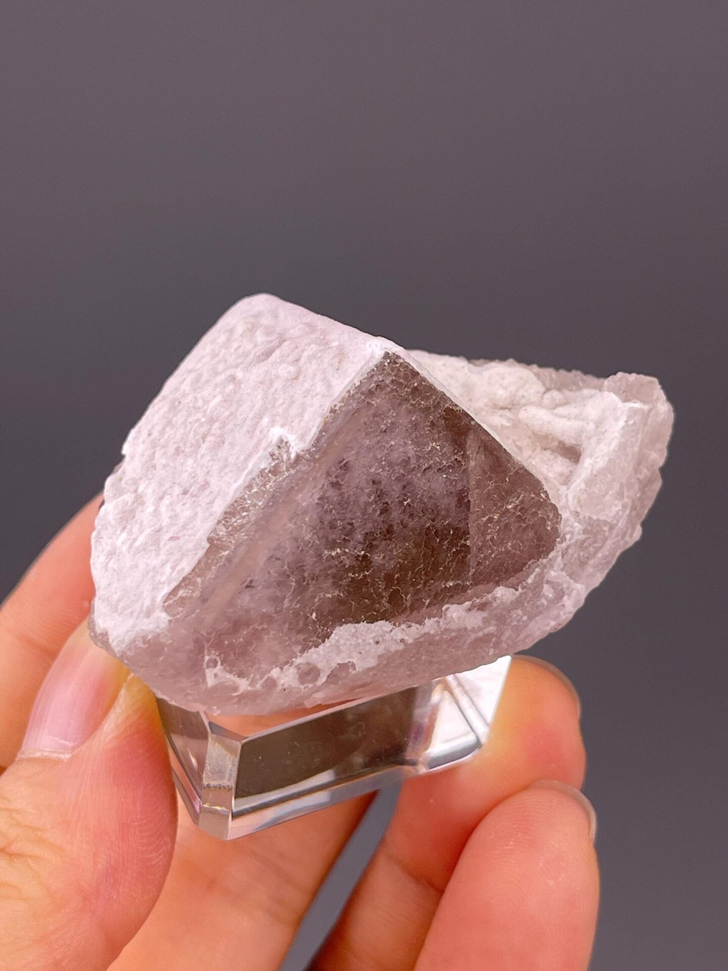 CaF₂ cubic fluorite, Mohs 4, purple QR-code pattern, Guizhou, 1.76 oz