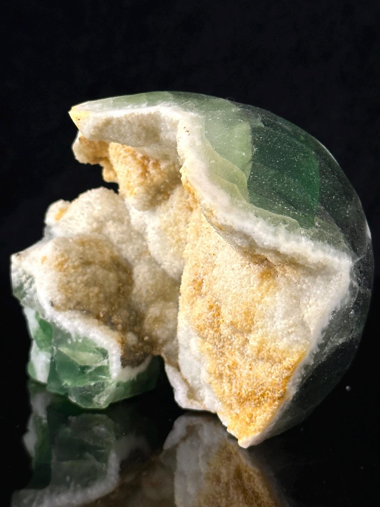 CaF₂ cubic green fluorite, Mohs 4, skull geode, hand-carved, 32 oz