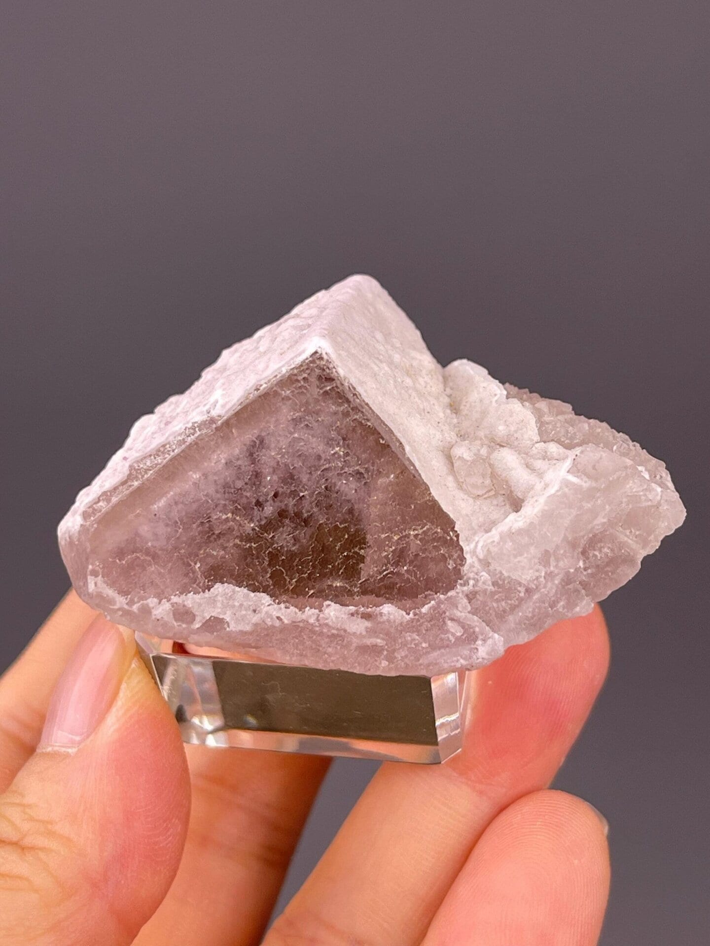 Purple fluorite QR-code pattern on quartz matrix, Guizhou, China