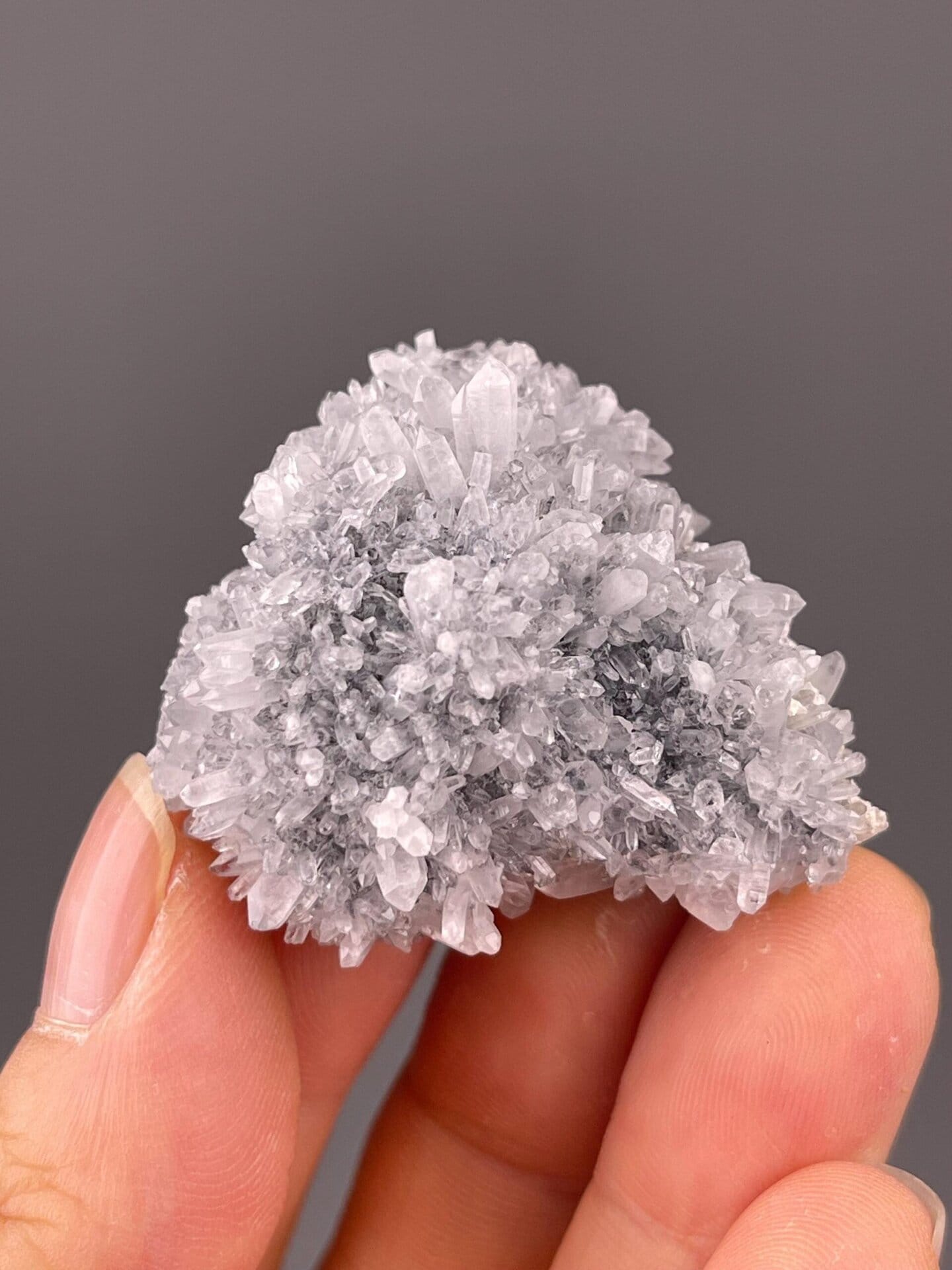 Side view of quartz-fluorite specimen, 1.5×1×1.3 in, Fujian