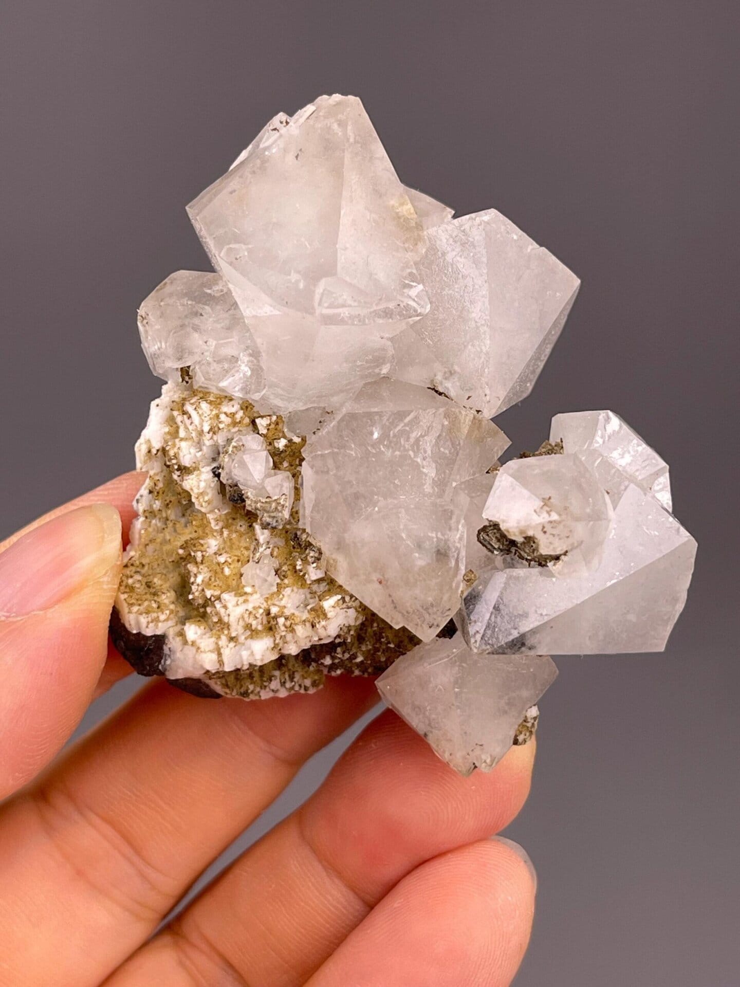 CaF₂ cubic fluorite in octahedral habit, Mohs 4, Daye Mine, 2.47 oz