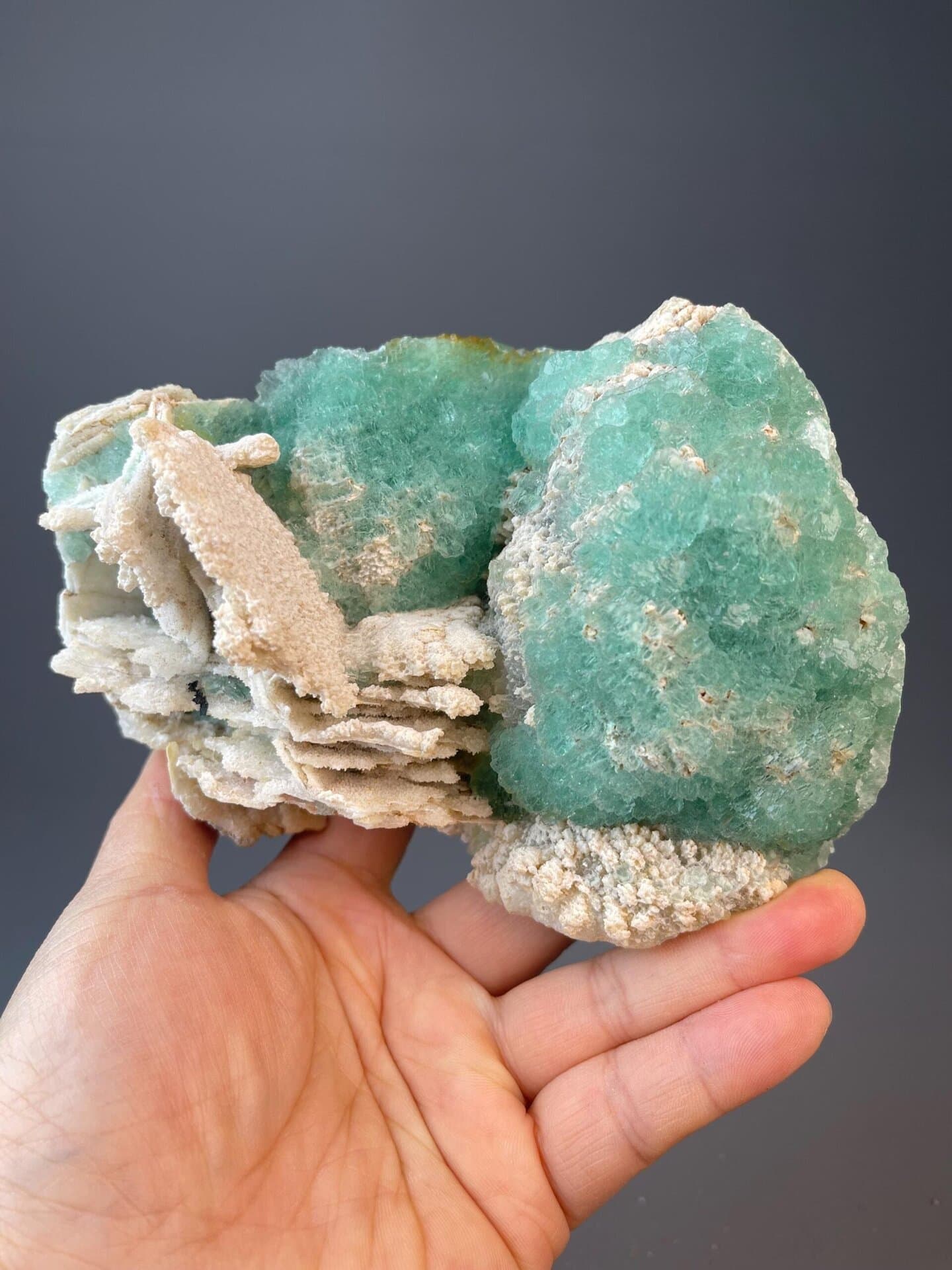 Side view of giant green fluorite stepped cluster, Hunan