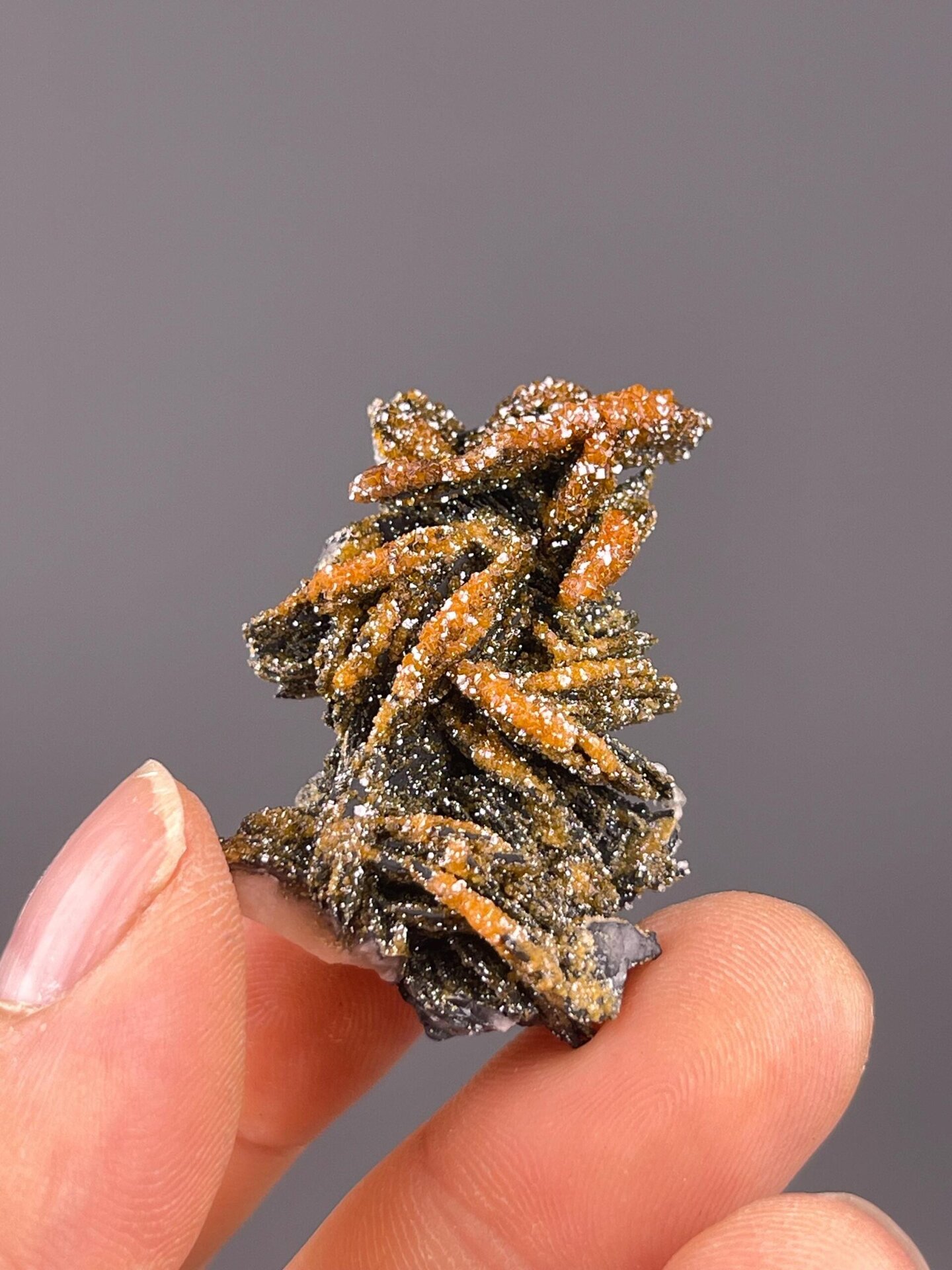 Scale view of 1.5x0.6x0.8 in vanadinite specimen