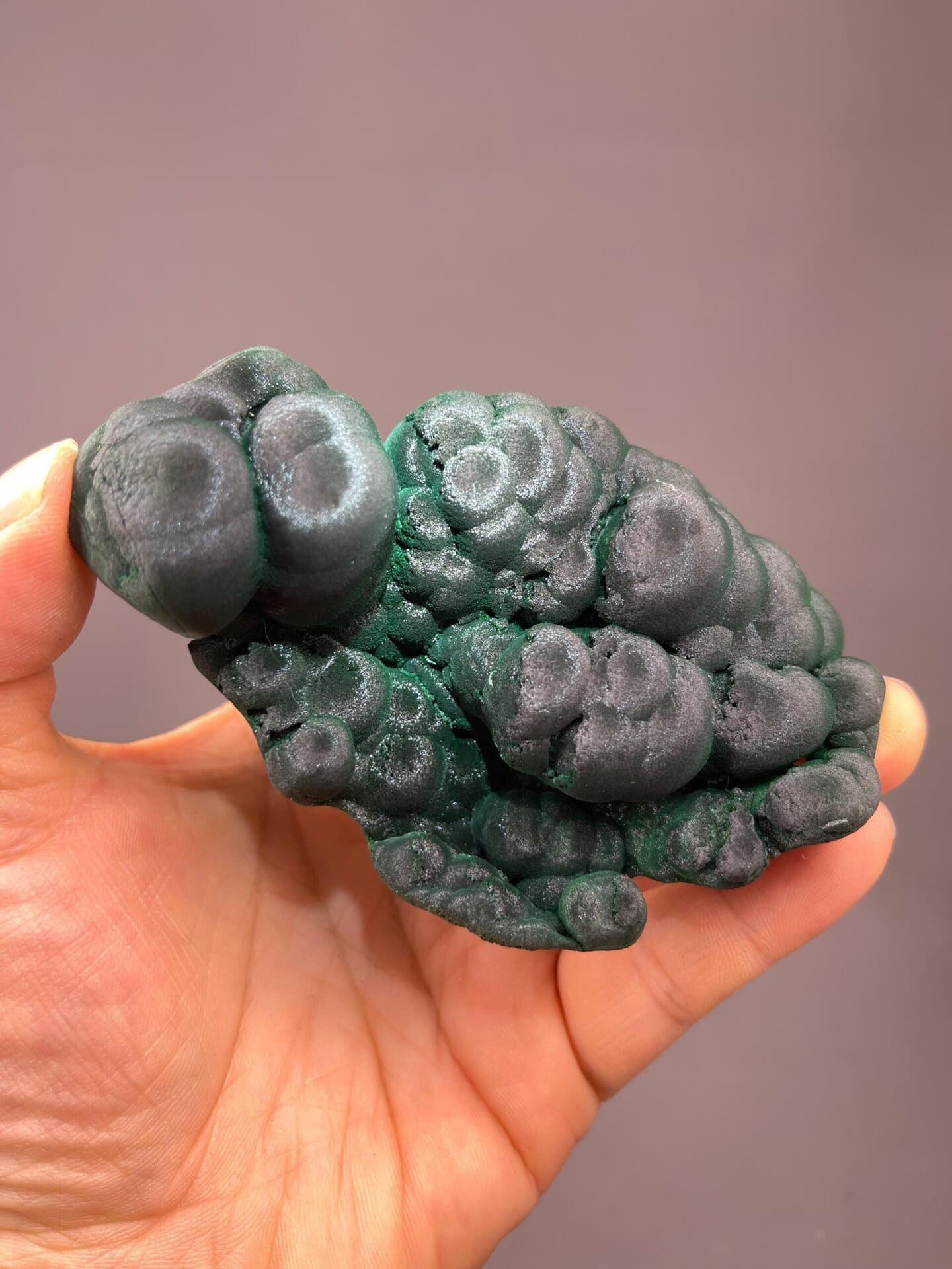 Side view of large malachite botryoidal cluster, Yangchun