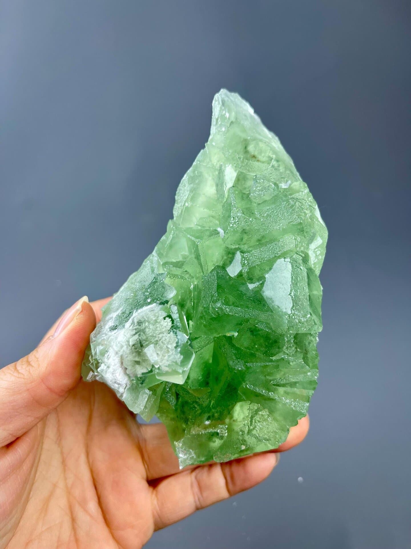 Classic penetration twin habit in green fluorite, Hunan