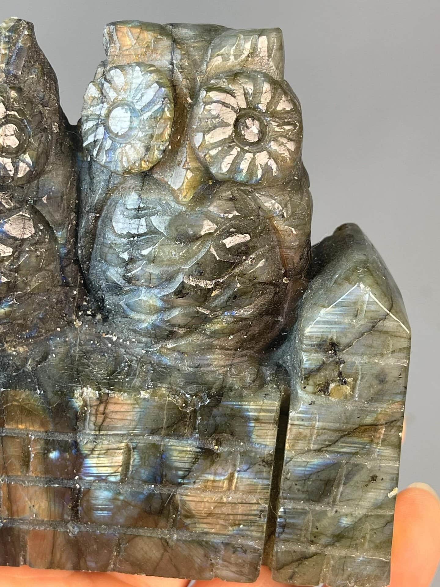 Back view of hand-carved labradorite owl, 17.28 oz