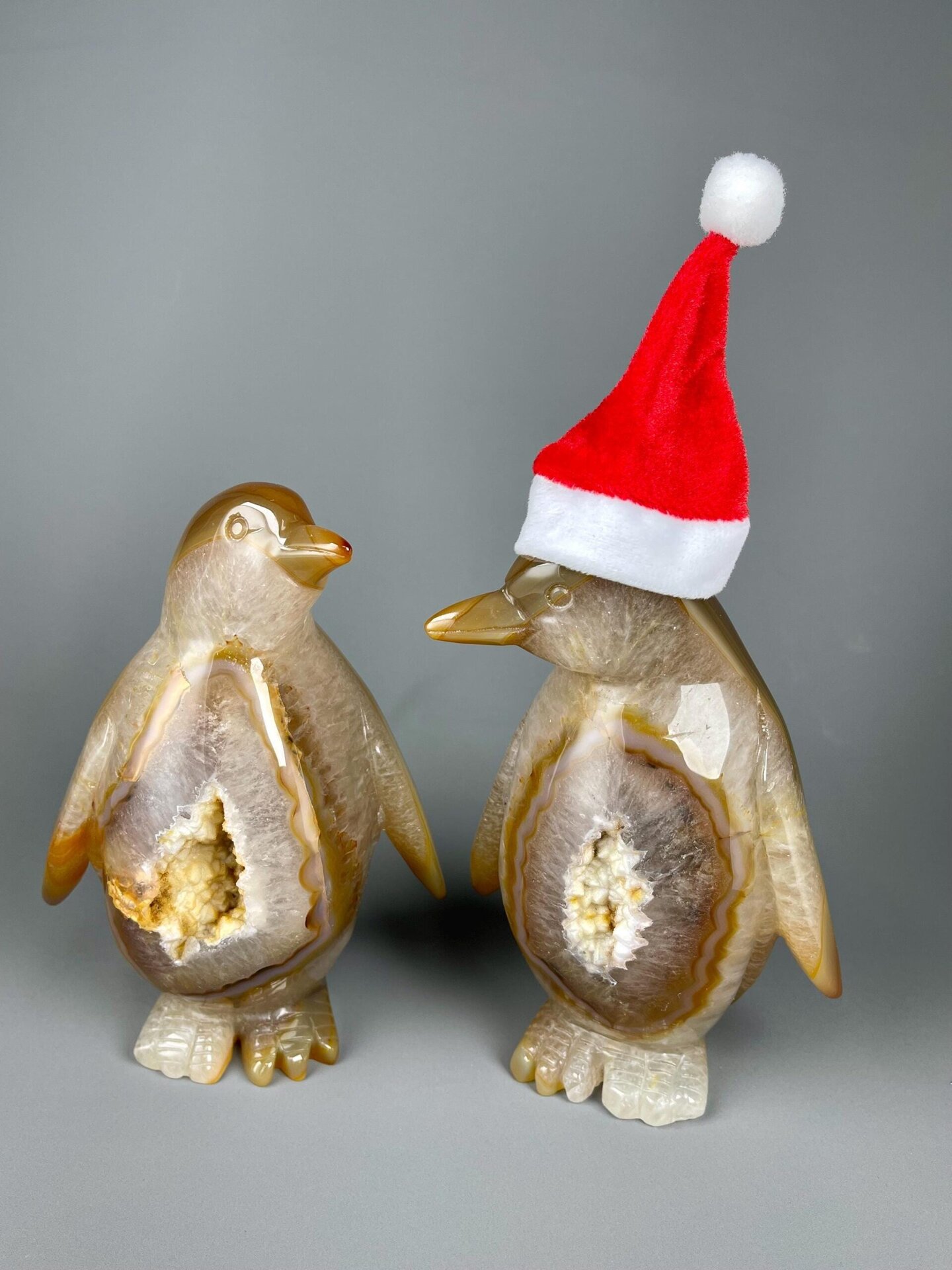 Penguin pair carved from fine Brazilian agate, front view