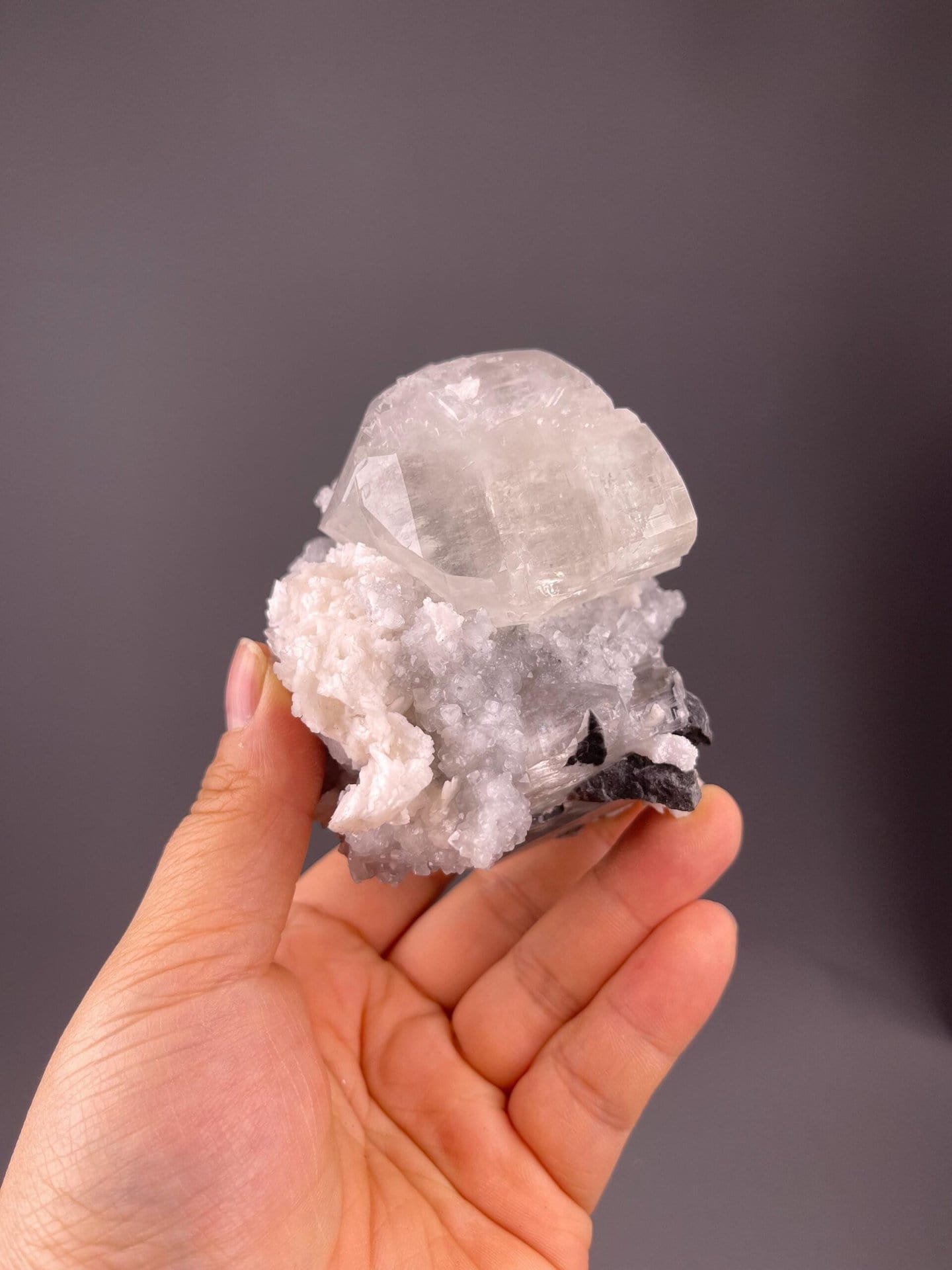 Side view of tall calcite crystal tower, Daye, Hubei