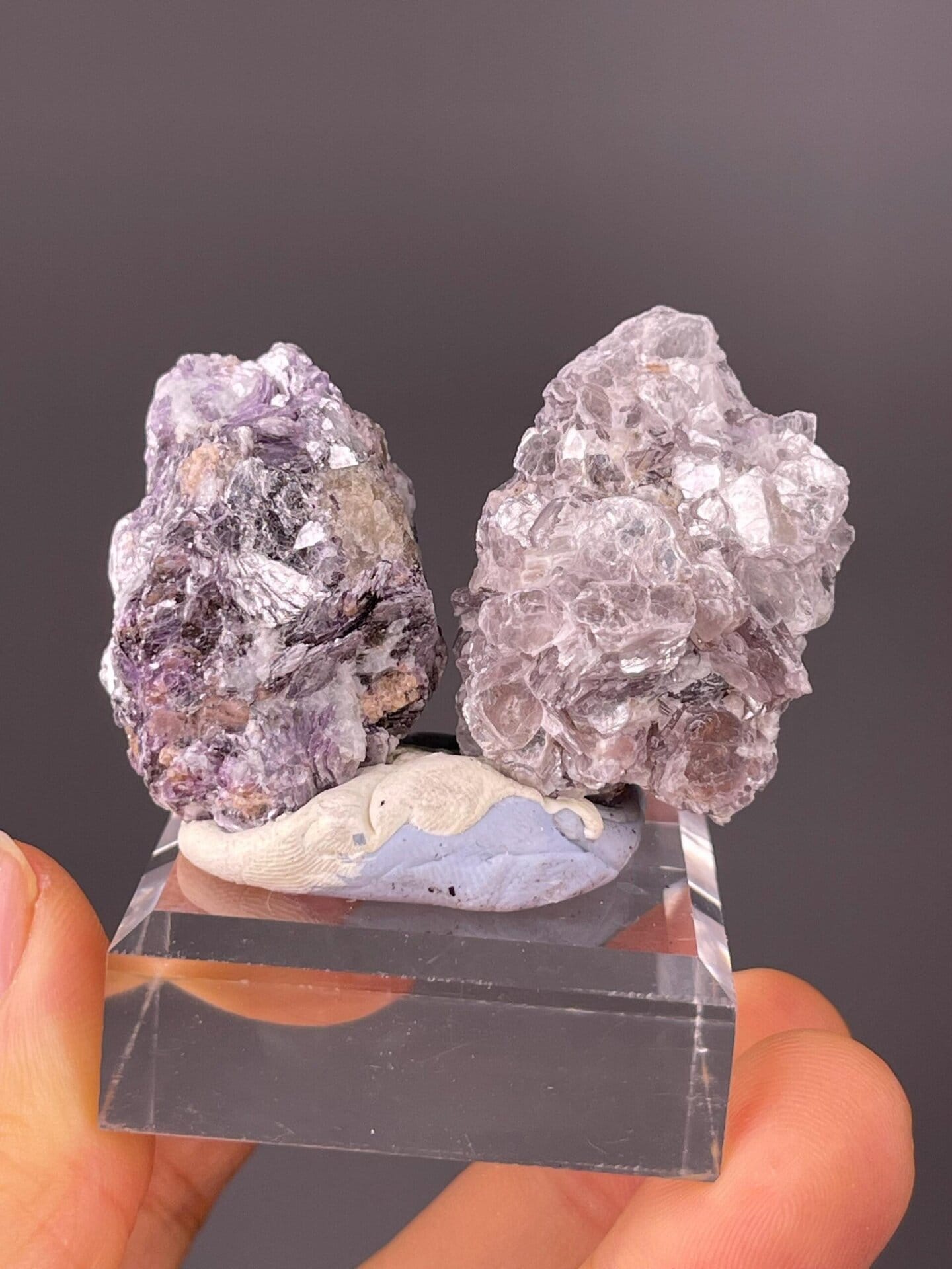 Mica pair each measuring 1.6×0.9×0.9 inches, 0.882 oz total