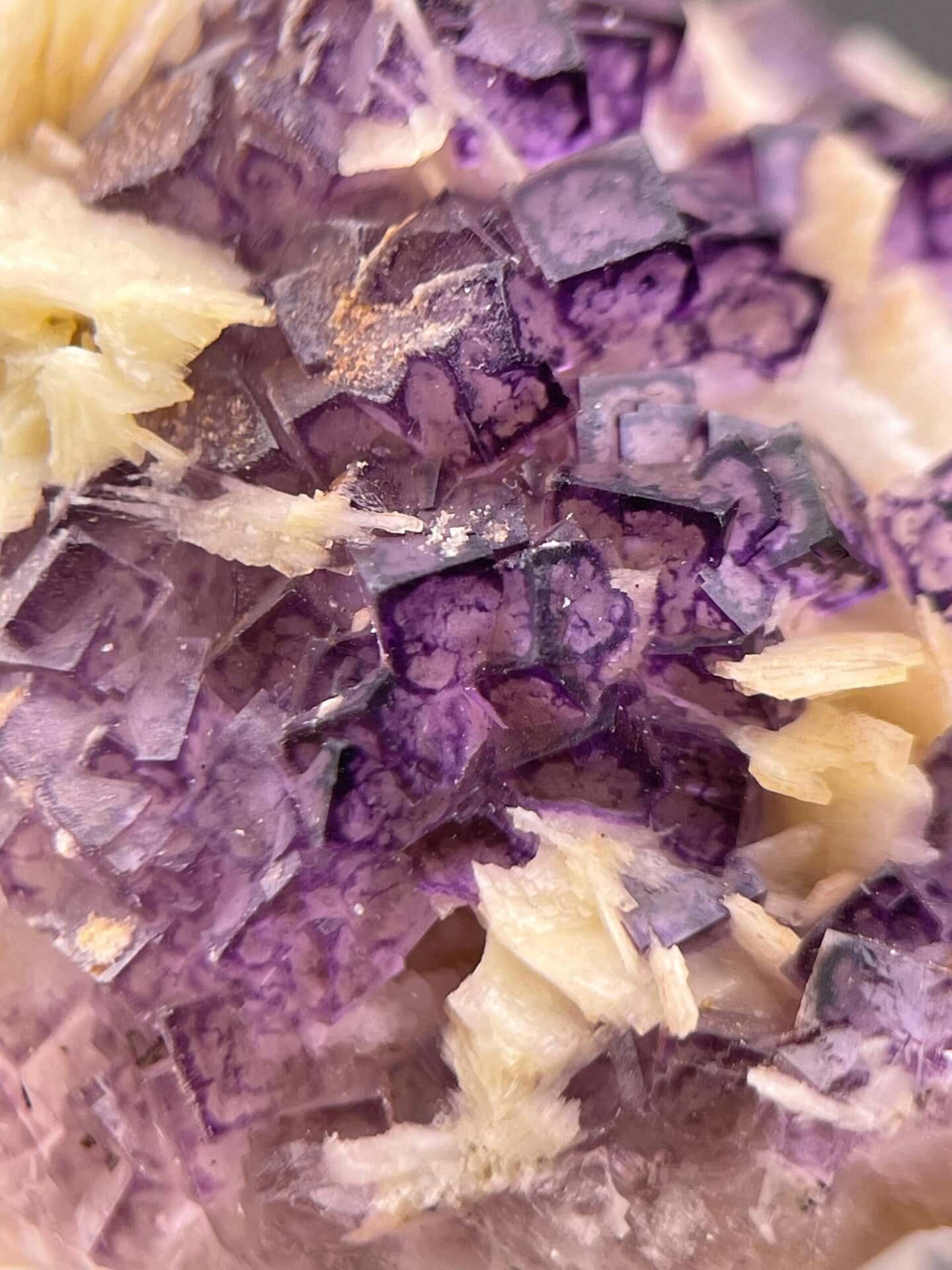 Multi-crystal purple fluorite group from Guizhou, China