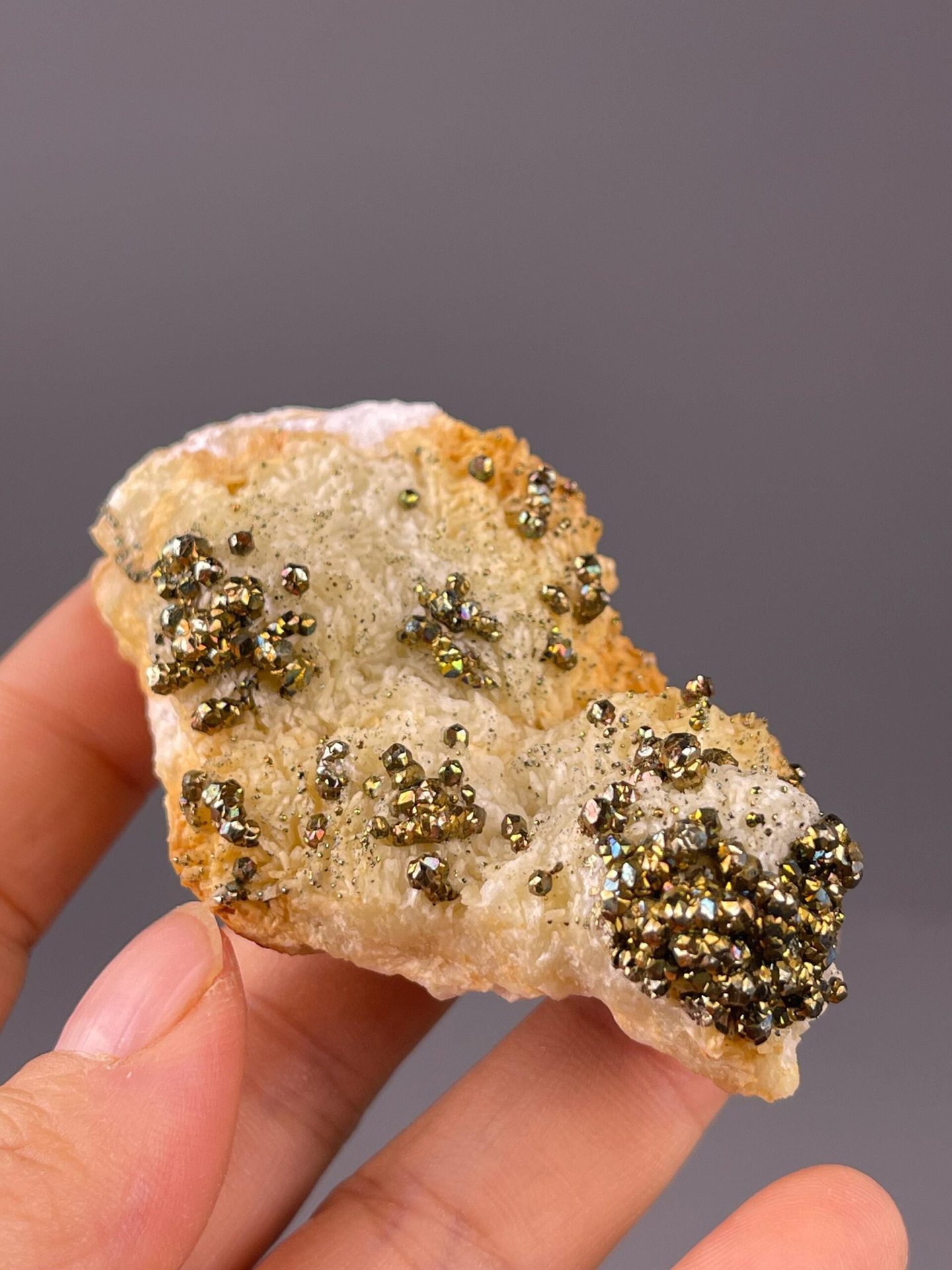 Full view of pyrite chalcopyrite Hubei specimen