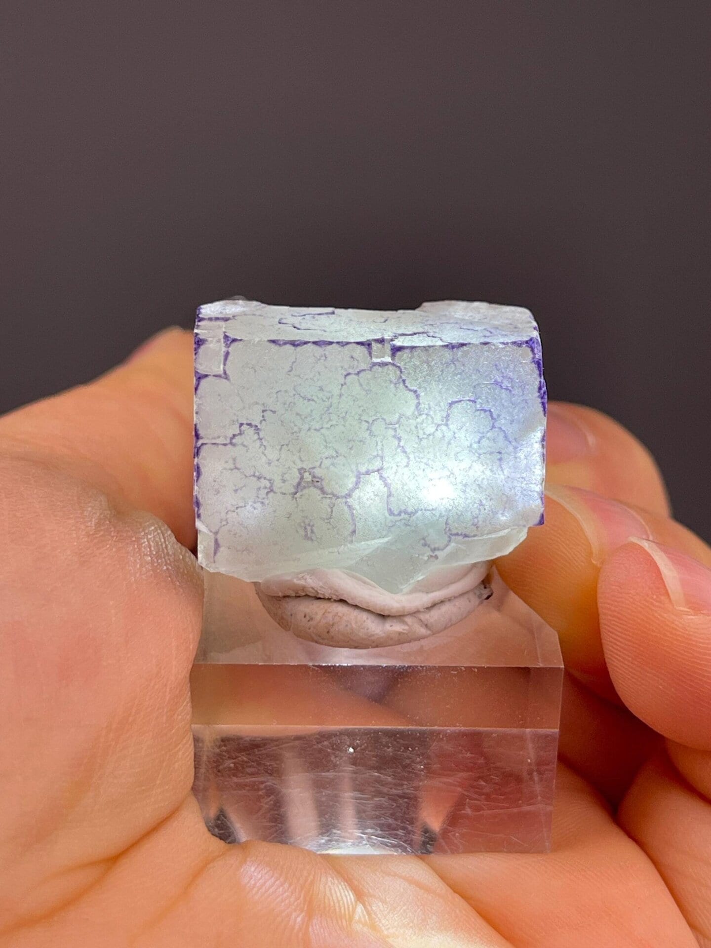 Fluorite zonal coloring and crystal habit close-up
