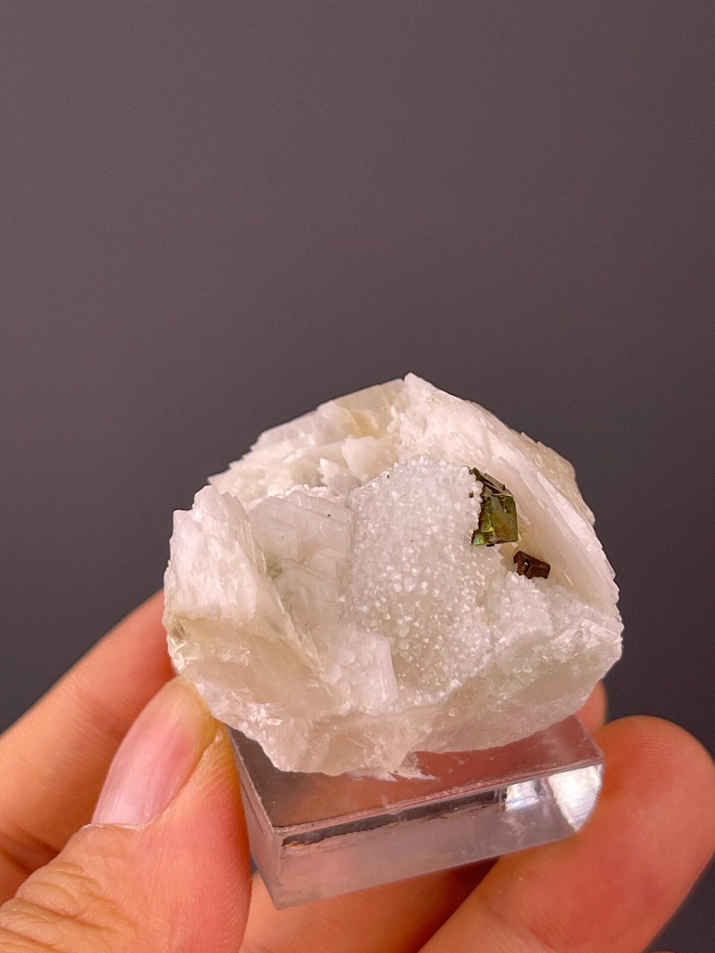 Pyrite iridescence on quartz fluorite matrix detail
