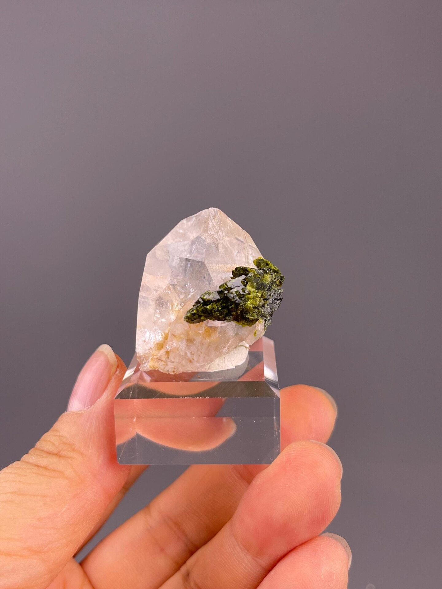 Garden quartz scale reference Sichuan China