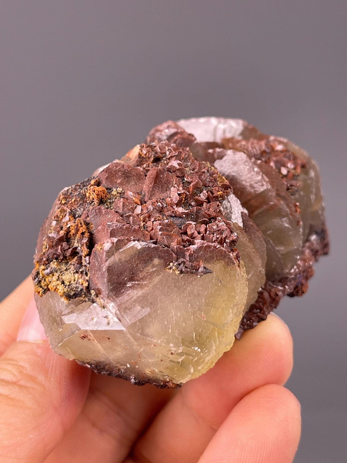 Crystal stacking detail on calcite tower