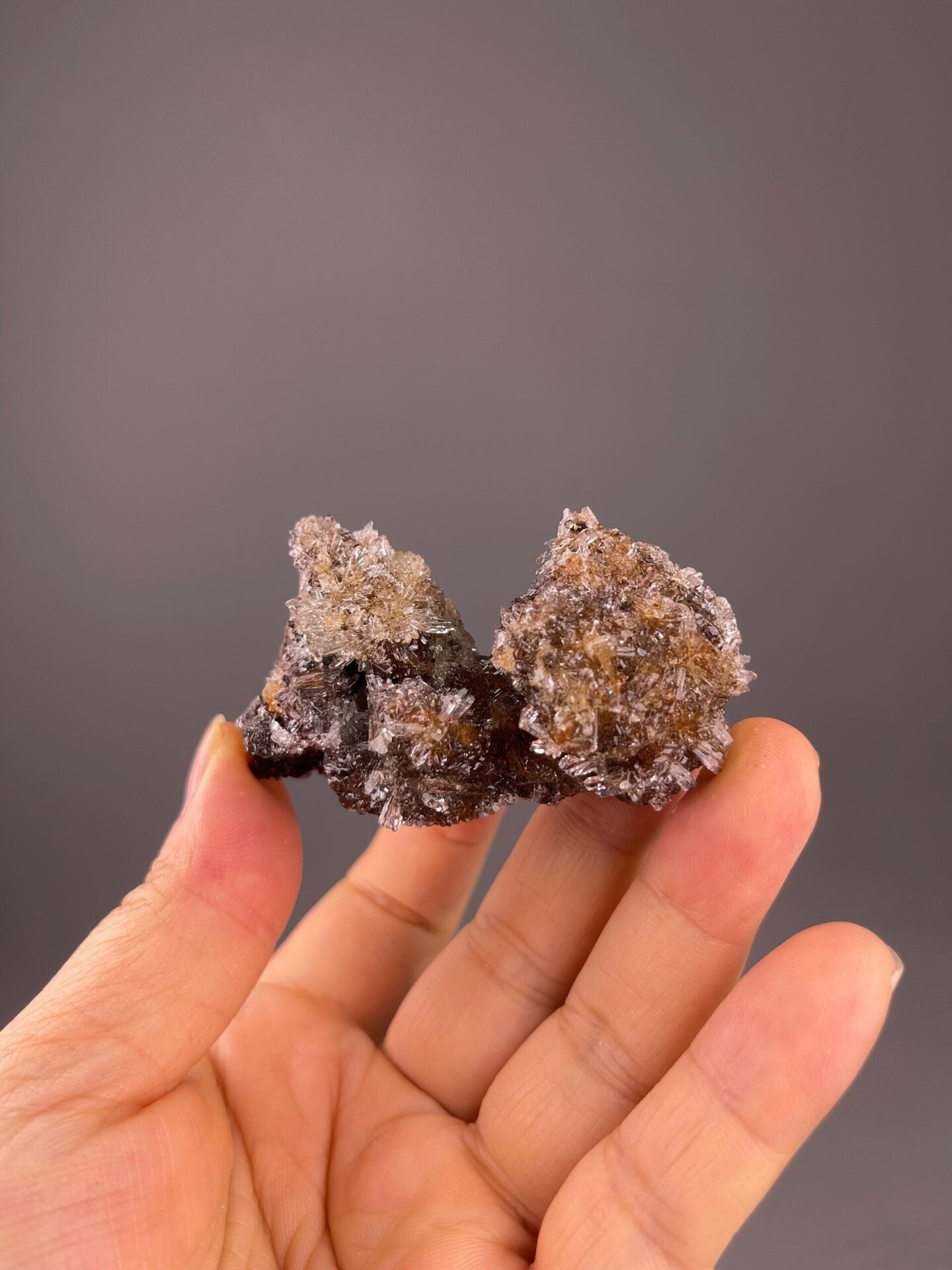 Close-up of acicular gypsum needle crystal arrangement