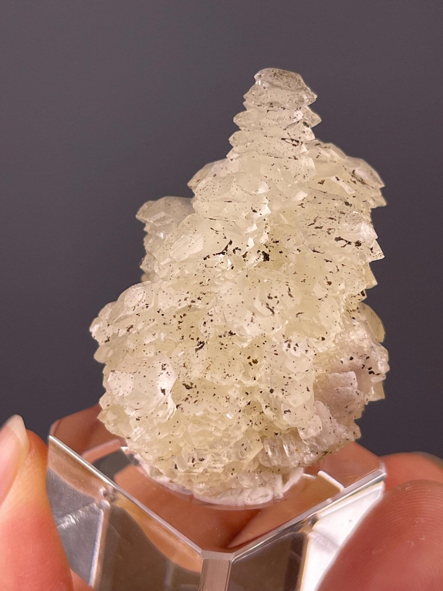 Front view of tower-form calcite with pyrite from Daye Mine