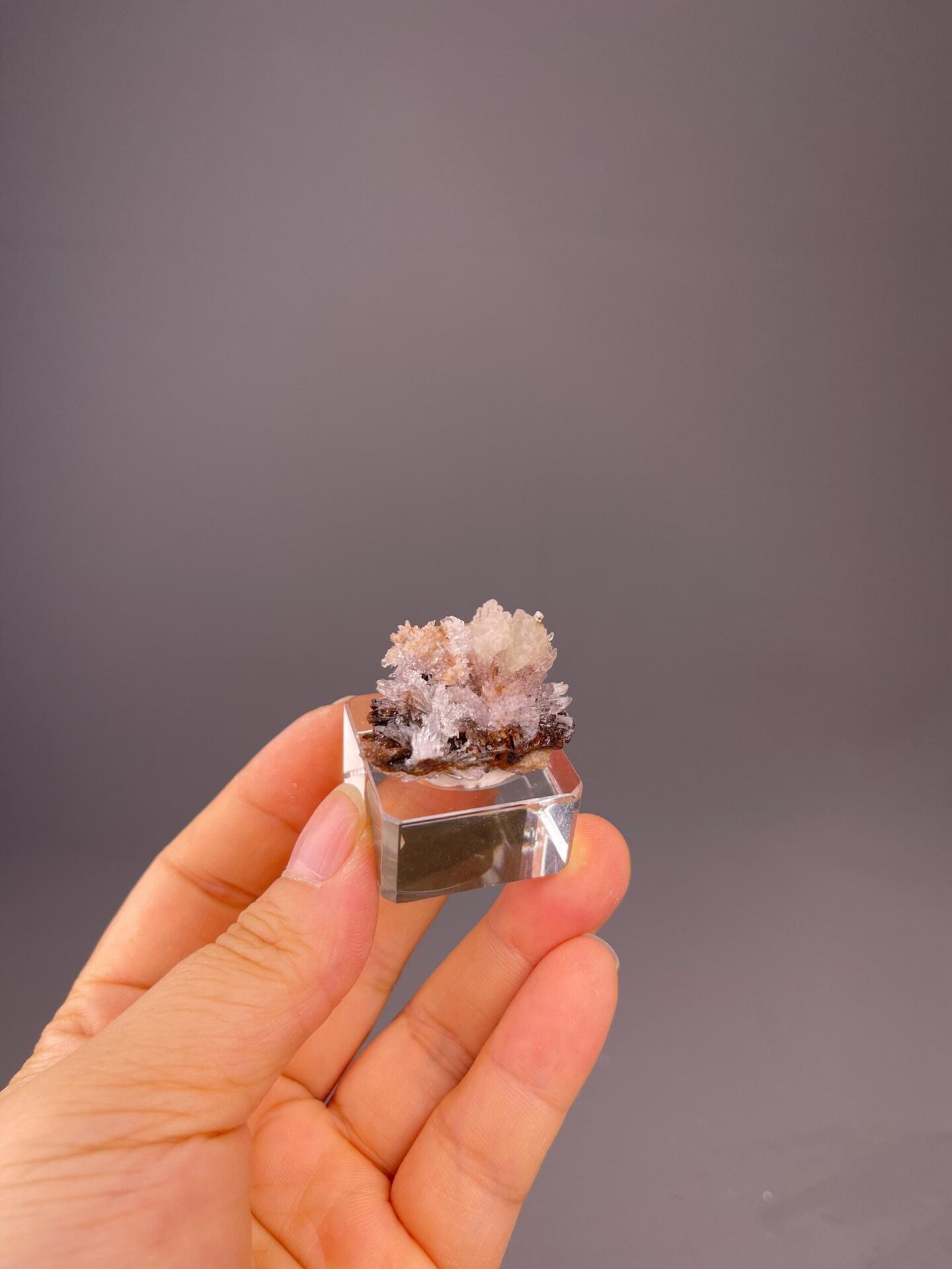 Selenite gypsum flower, peach and white, Guizhou Province, China